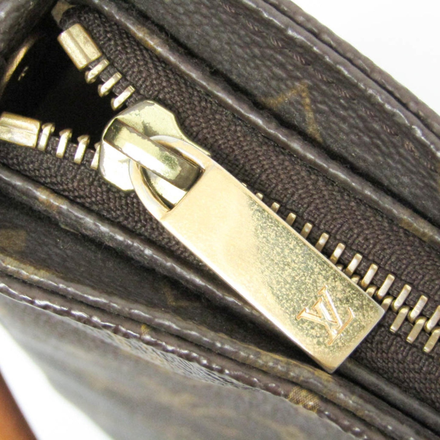 Louis Vuitton Looping MM