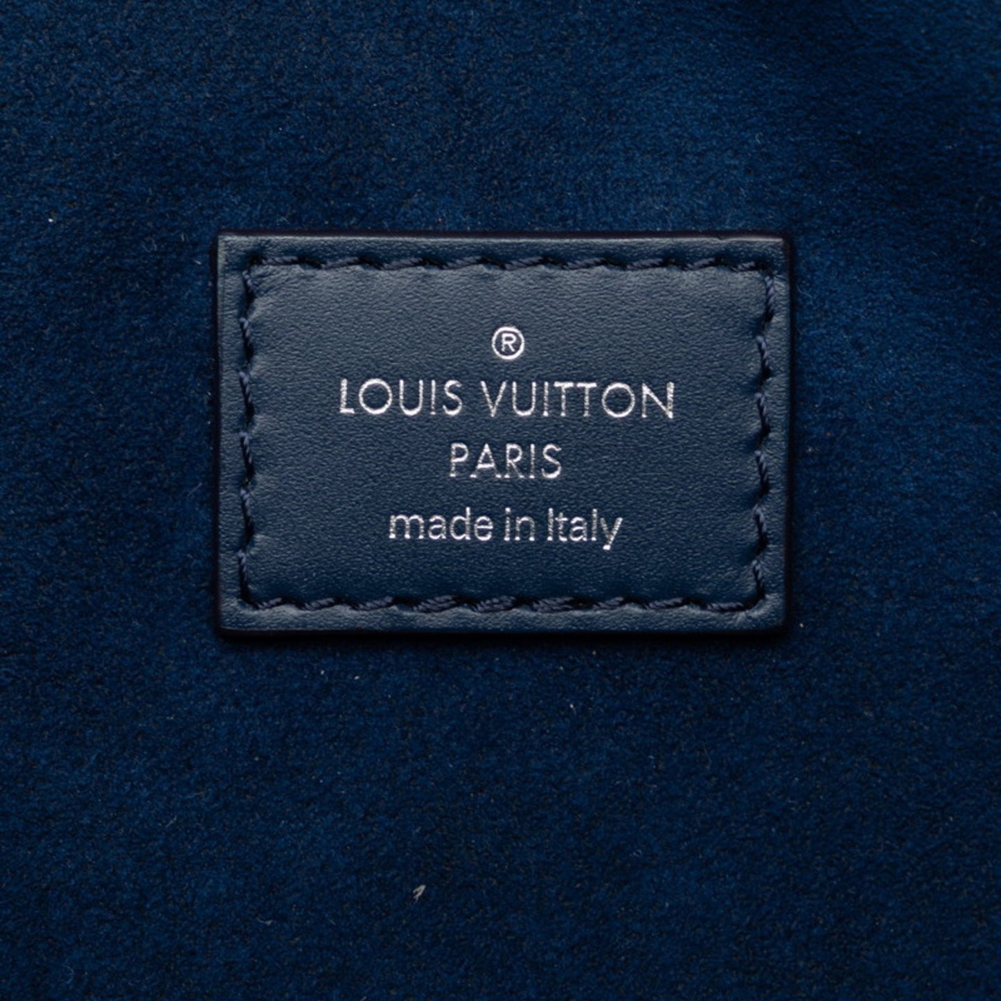 Louis Vuitton Circle