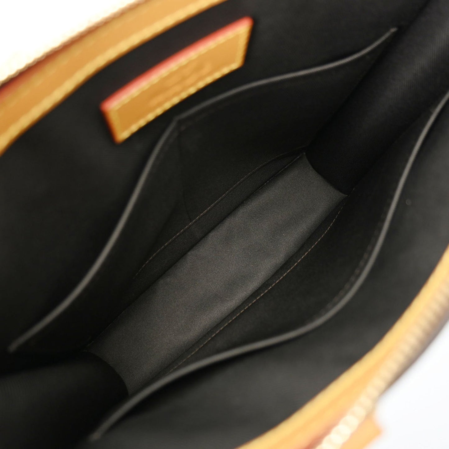 Louis Vuitton Sac plat