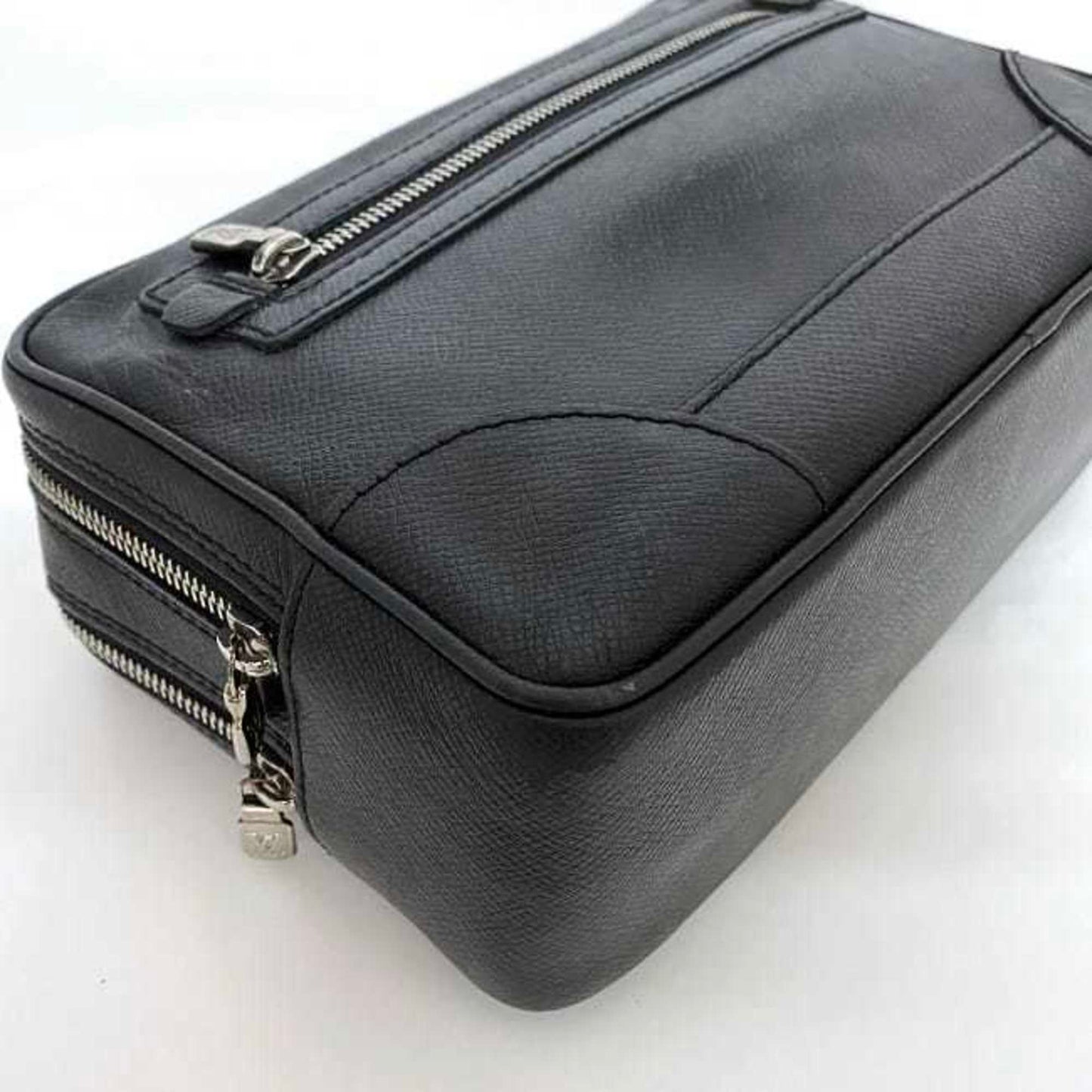 Louis Vuitton Pavel