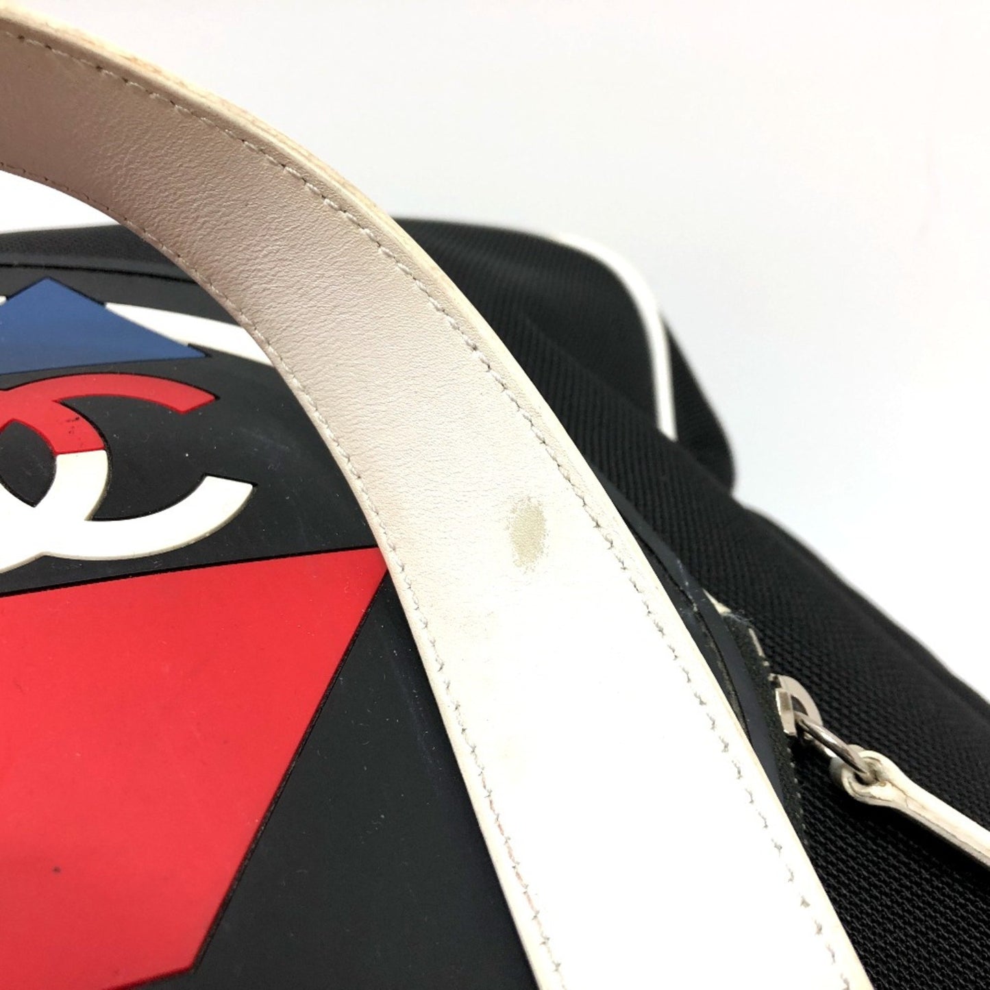 Chanel Shoulder bag