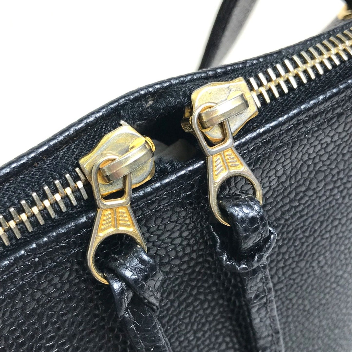 Chanel Logo CC