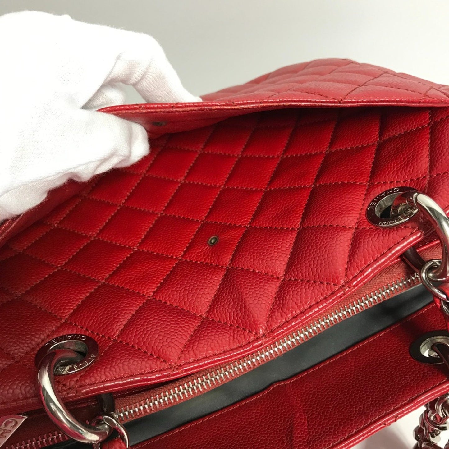 Chanel Shopping