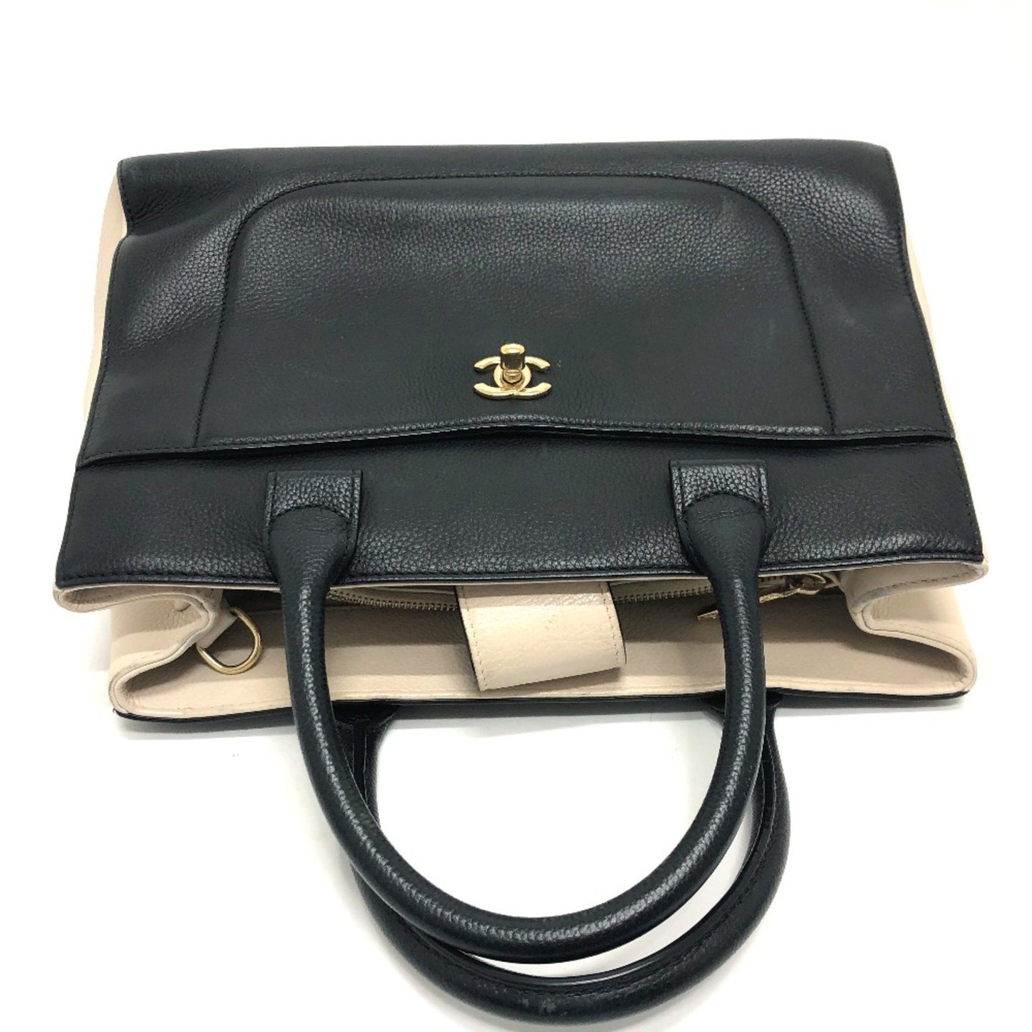 Chanel Cabas