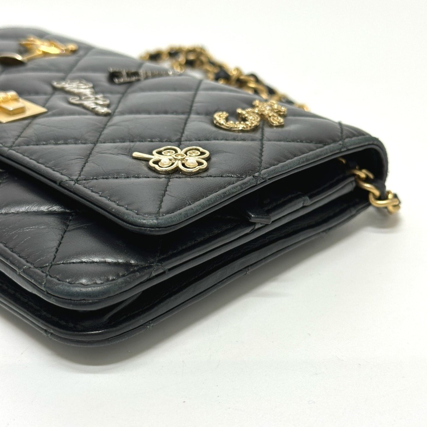 Chanel Wallet On Chain