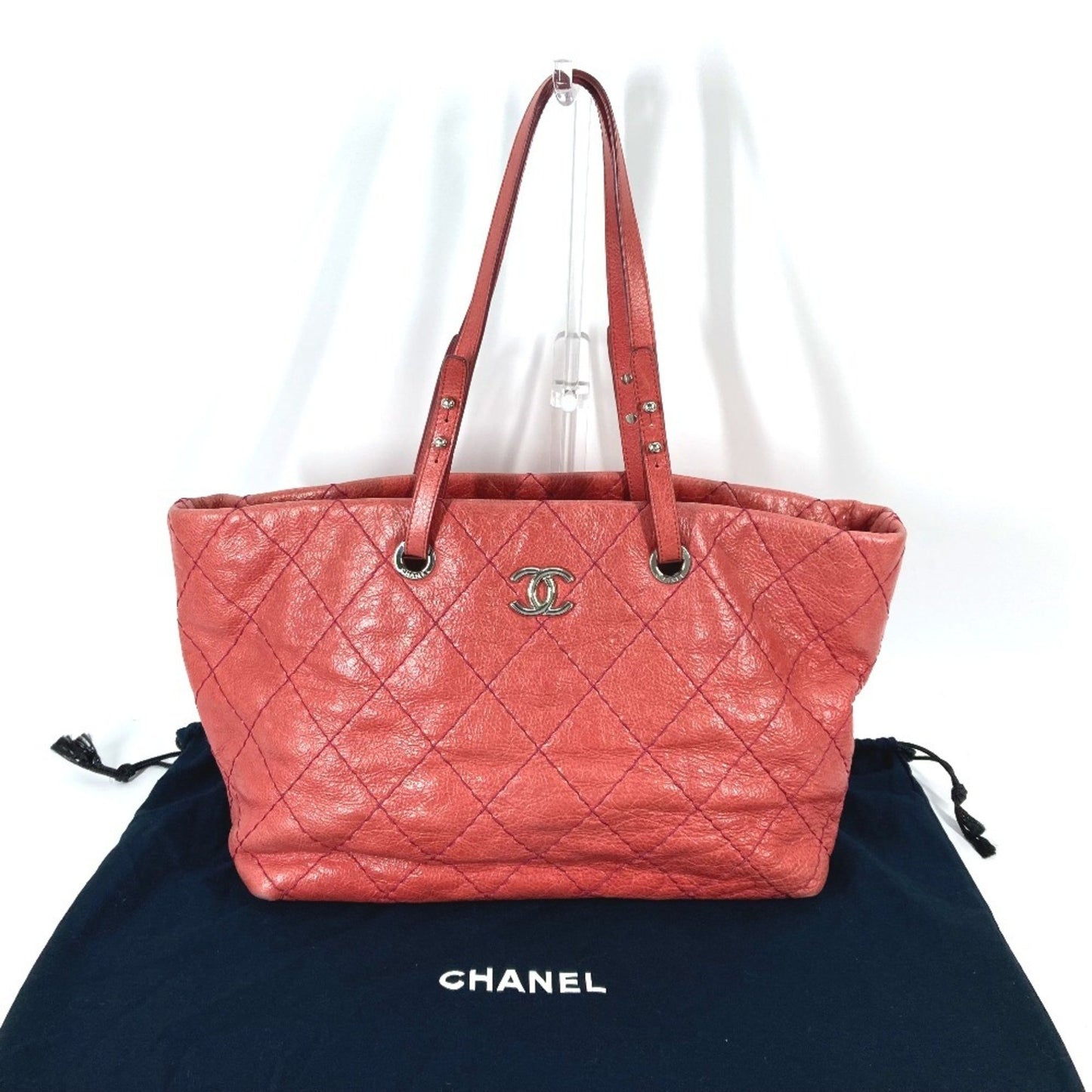 Chanel On the road