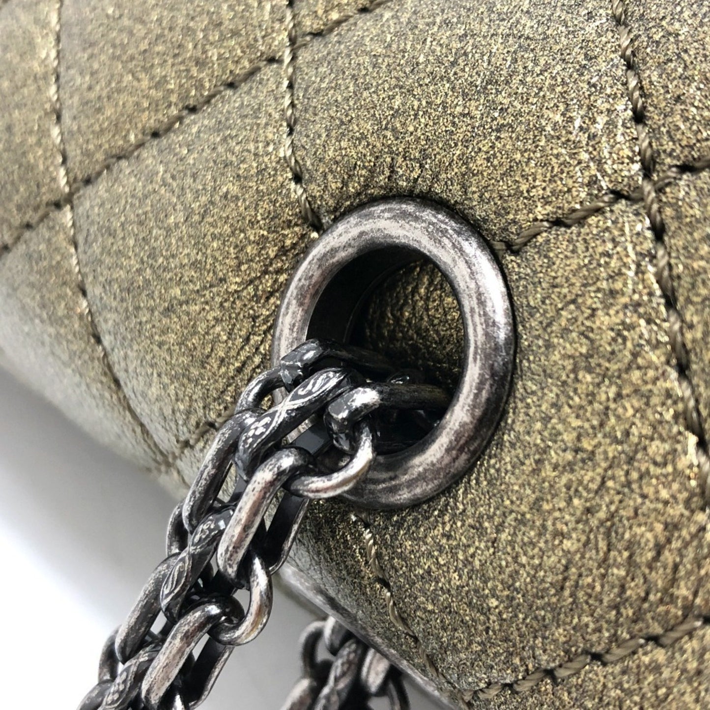 Chanel 2,55