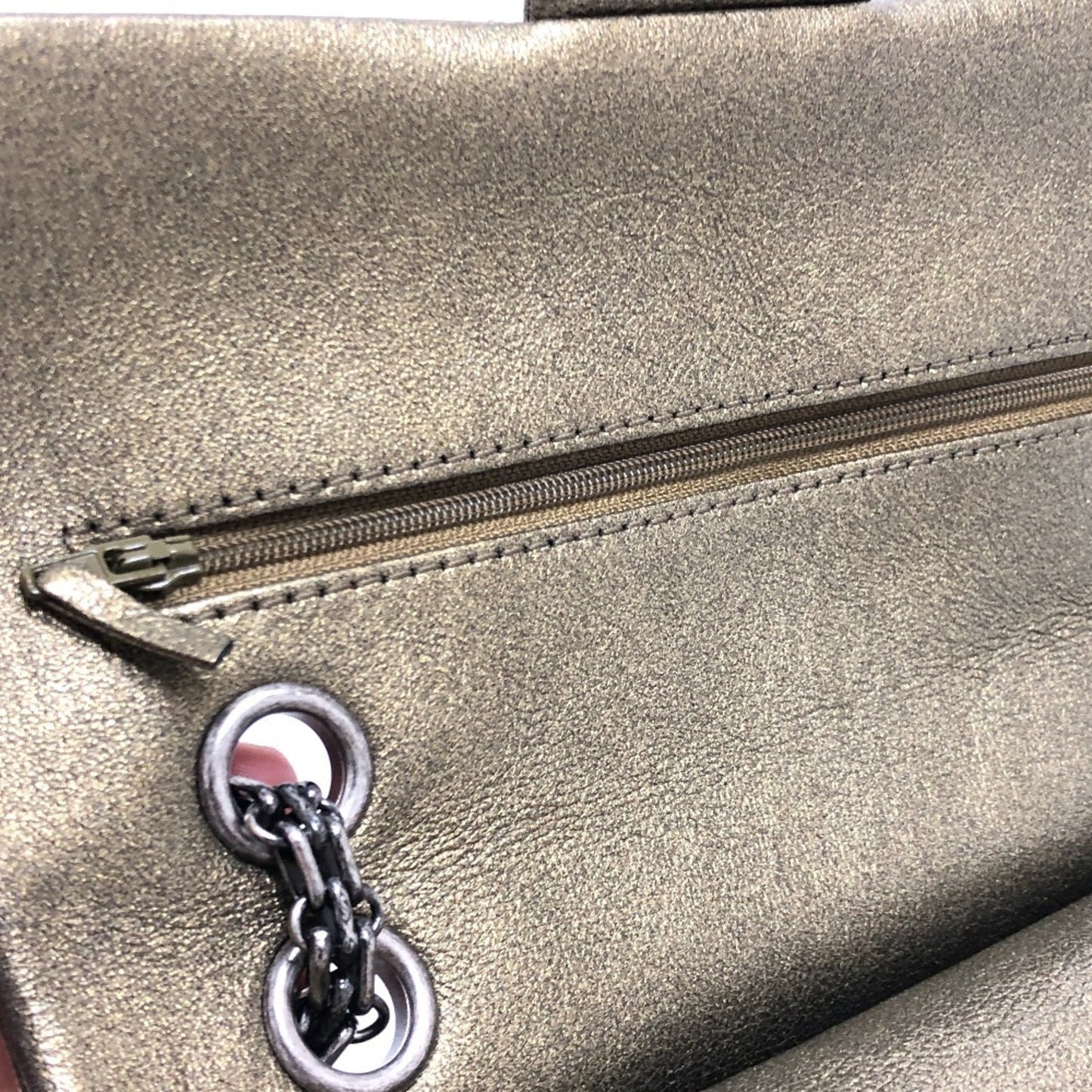 Chanel 2,55