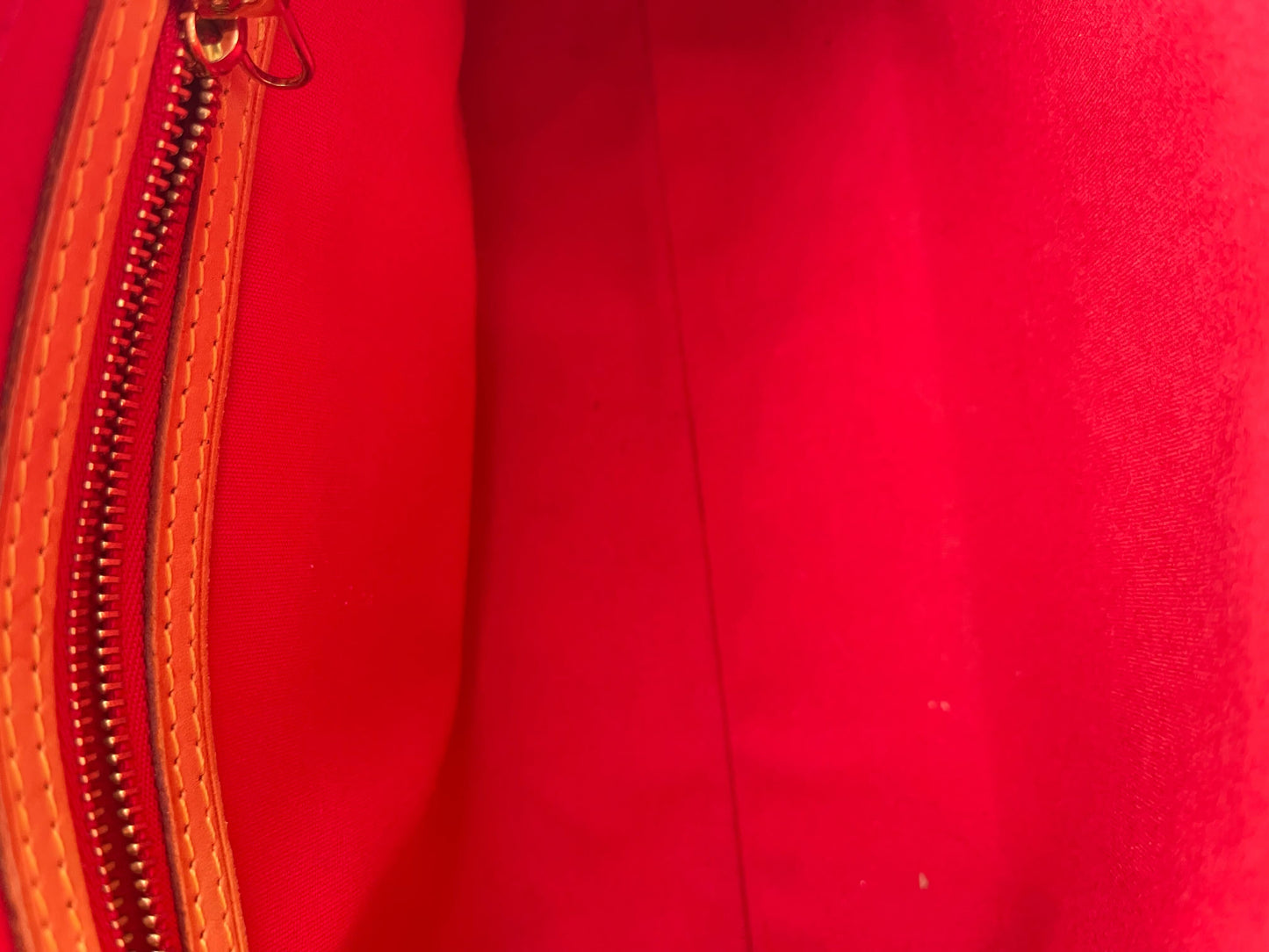 Louis Vuitton Reade