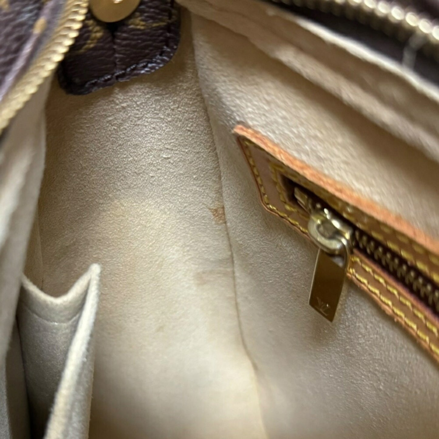 Louis Vuitton Looping MM