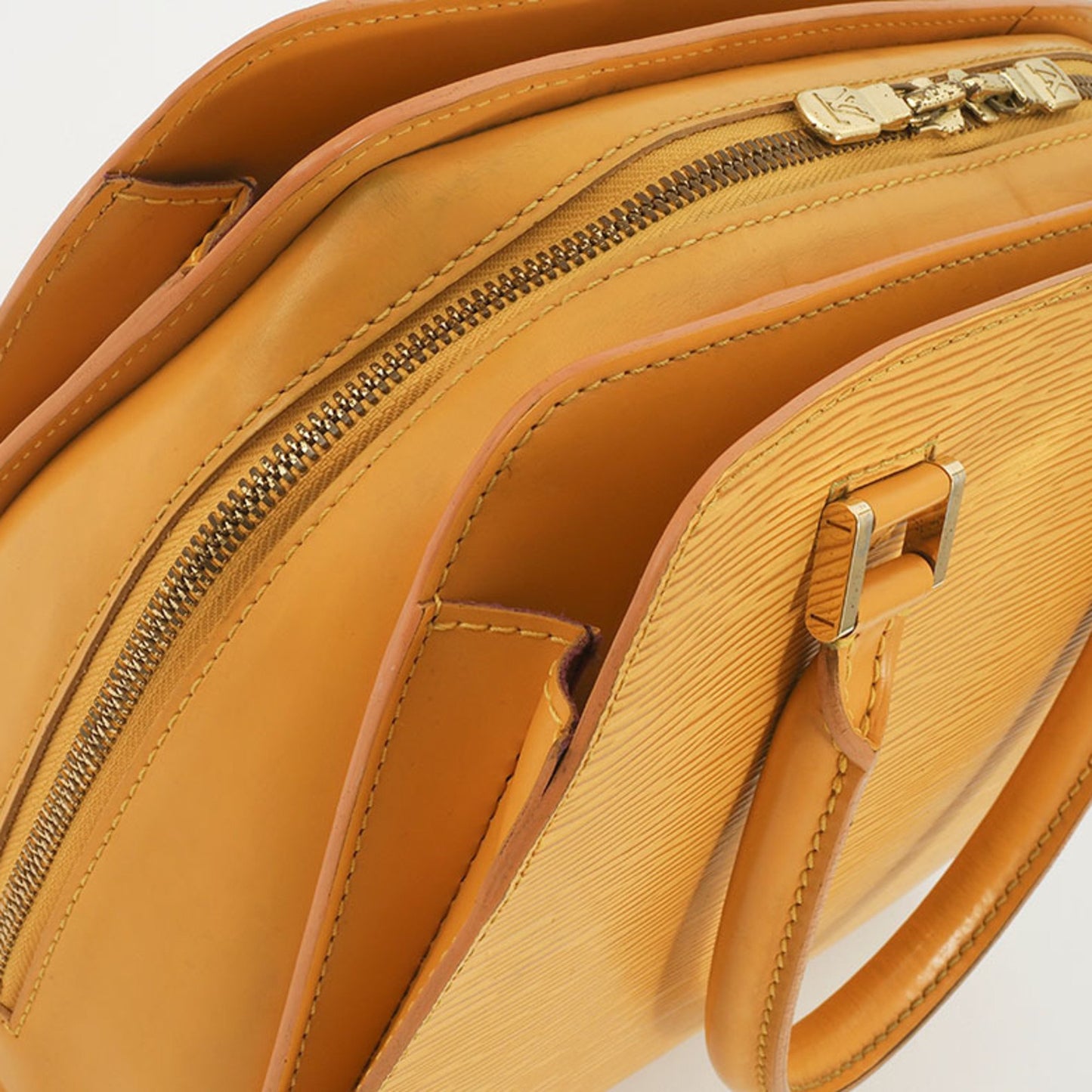 Louis Vuitton Pont Neuf