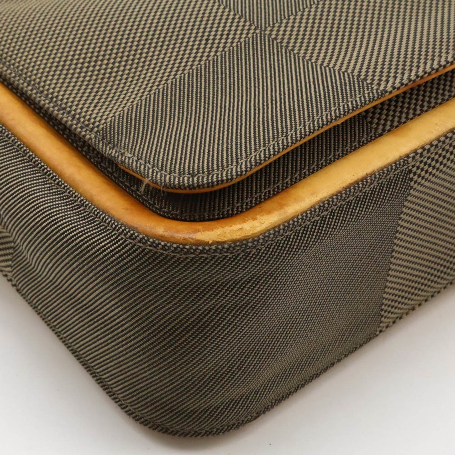 Louis Vuitton Messenger