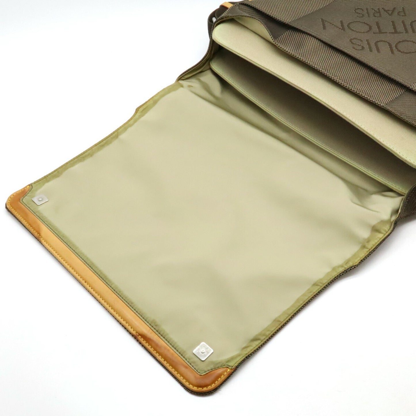 Louis Vuitton Messenger