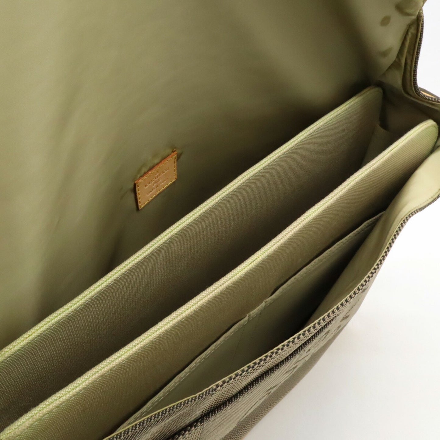 Louis Vuitton Messenger