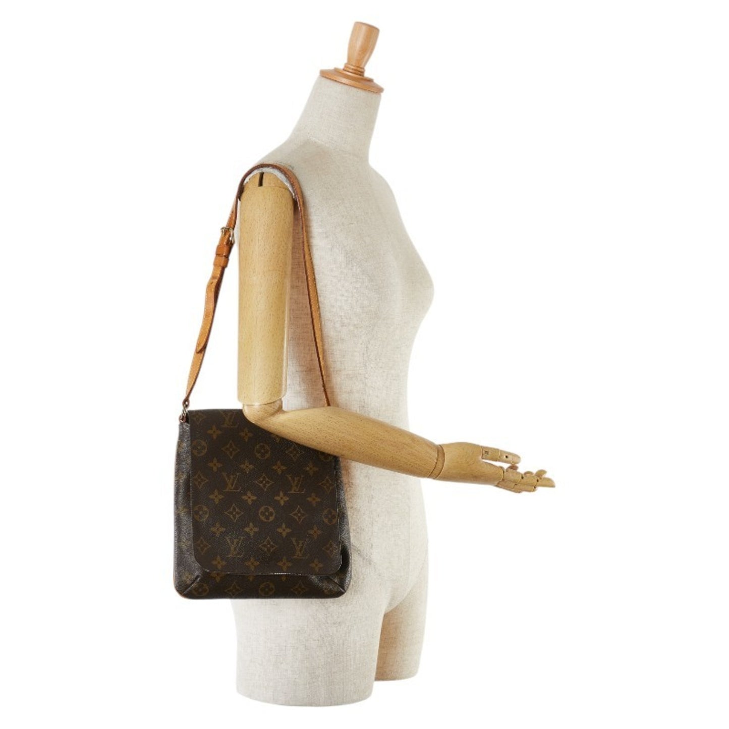 Louis Vuitton Musette Salsa