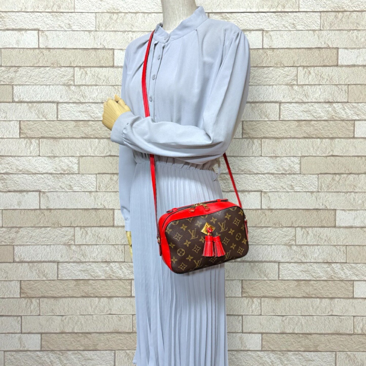 Louis Vuitton Saintonge