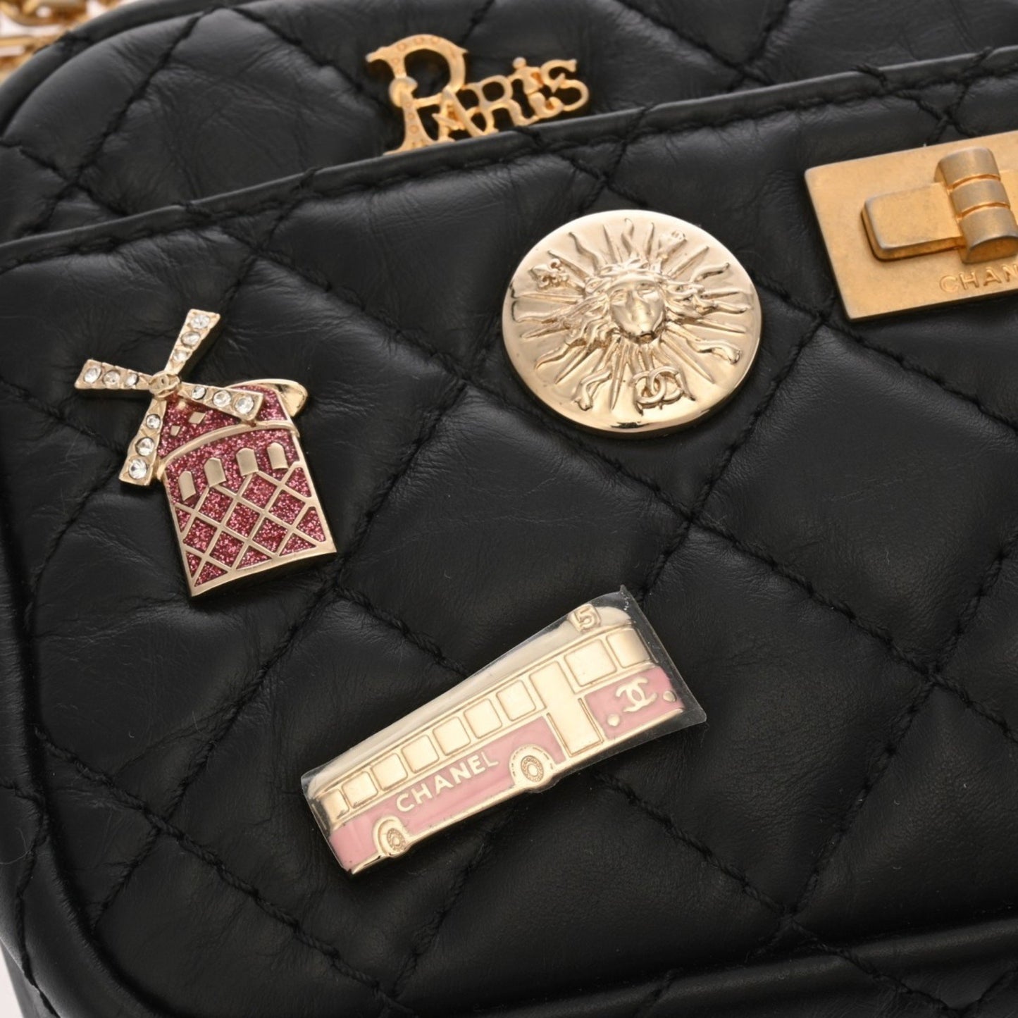 Chanel 2,55