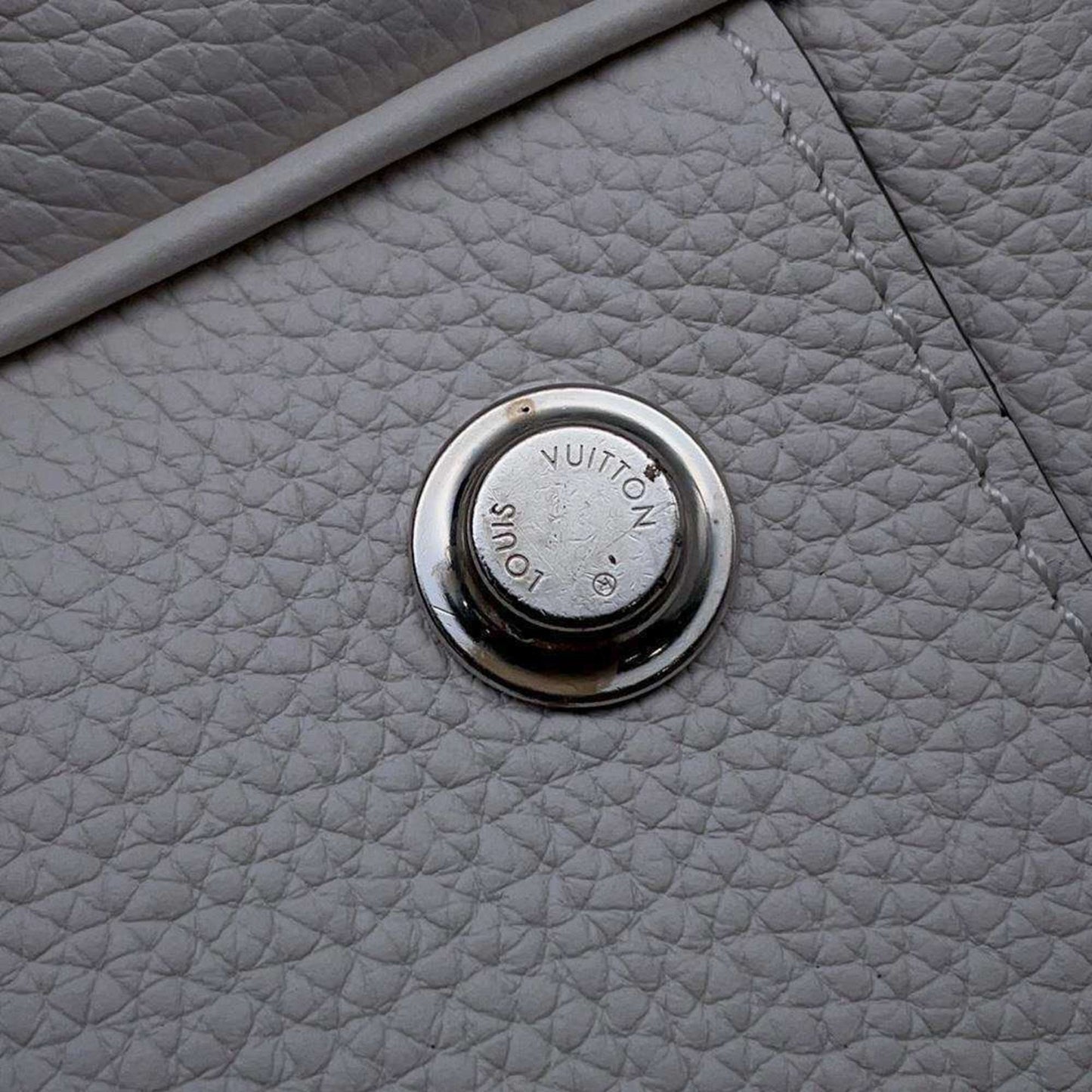 Louis Vuitton Milla