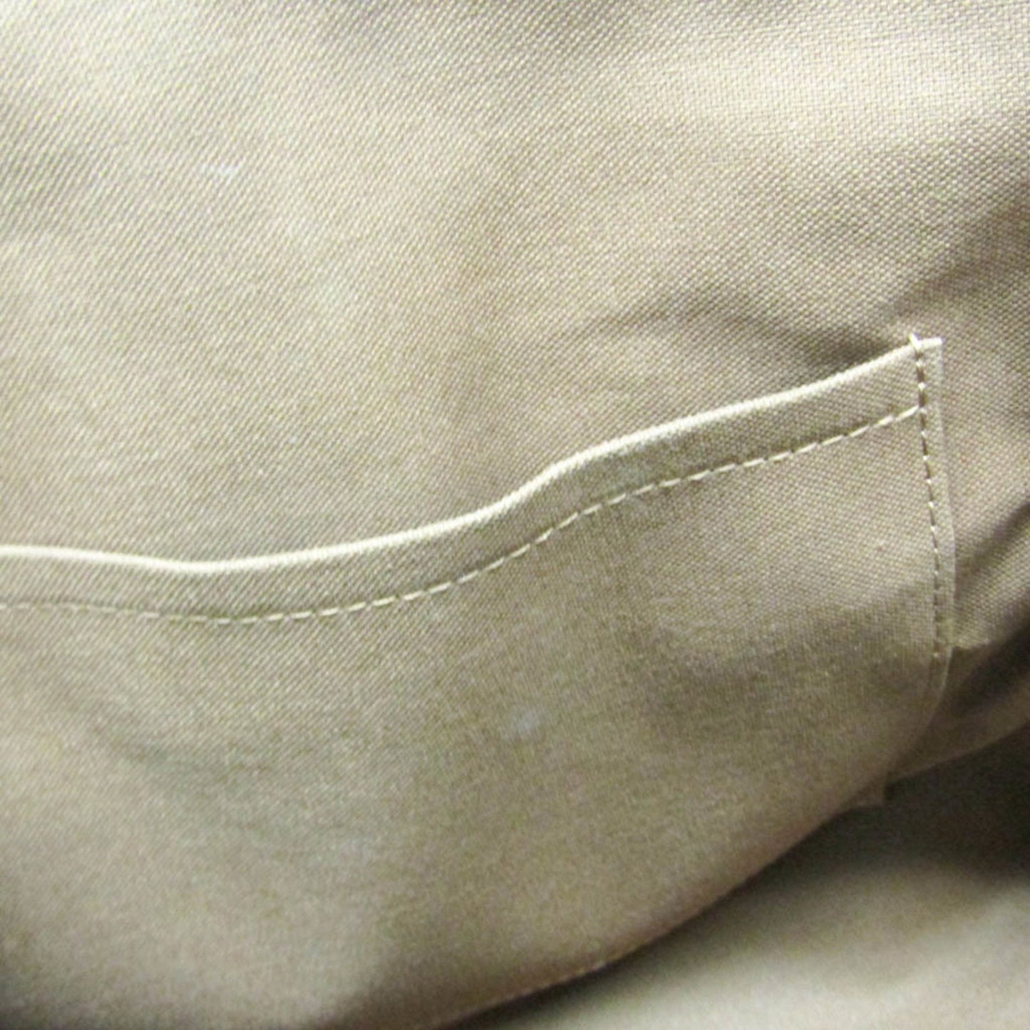 Louis Vuitton Tivoli