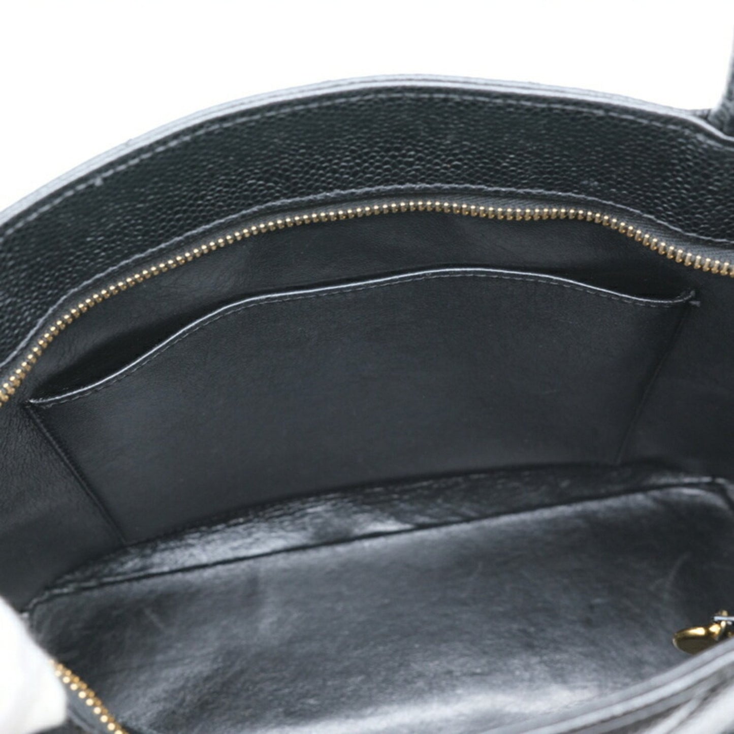 Chanel Medaillon