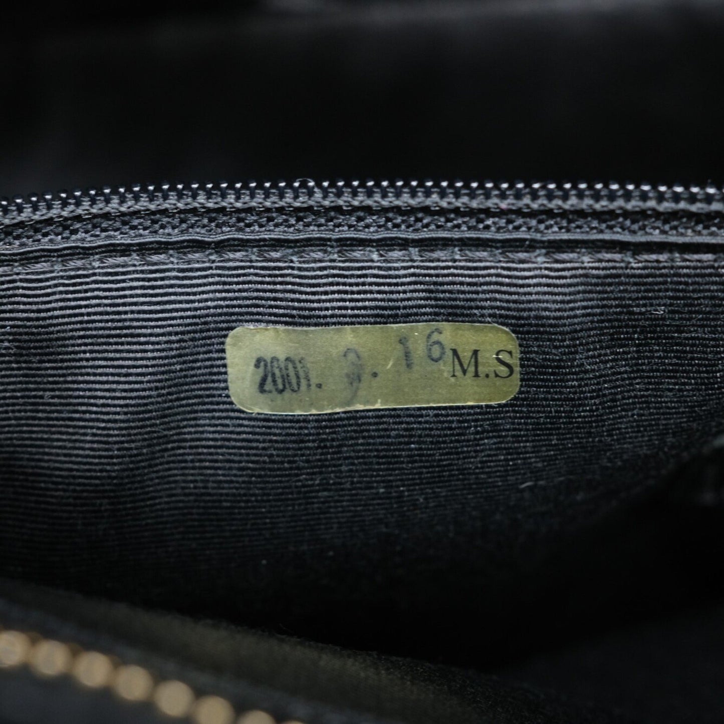 Chanel Medaillon