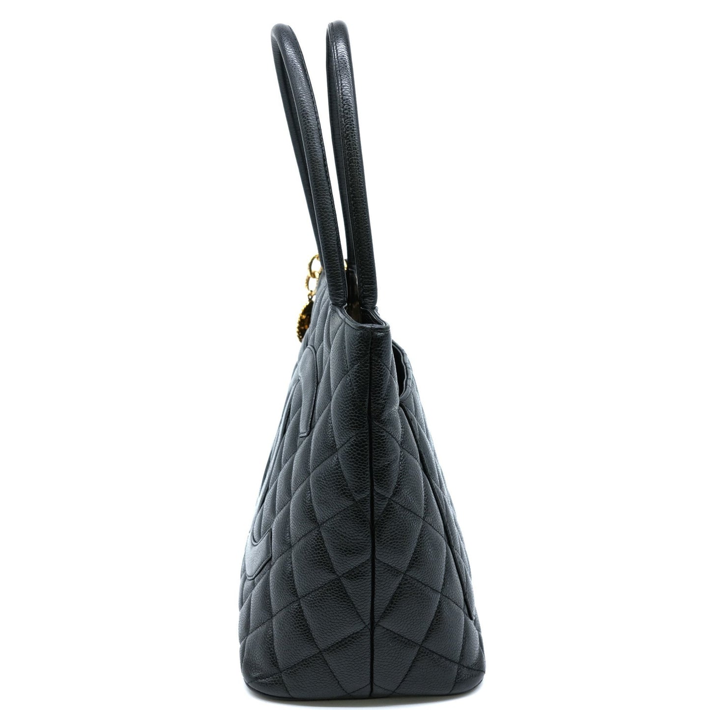 Chanel Medaillon