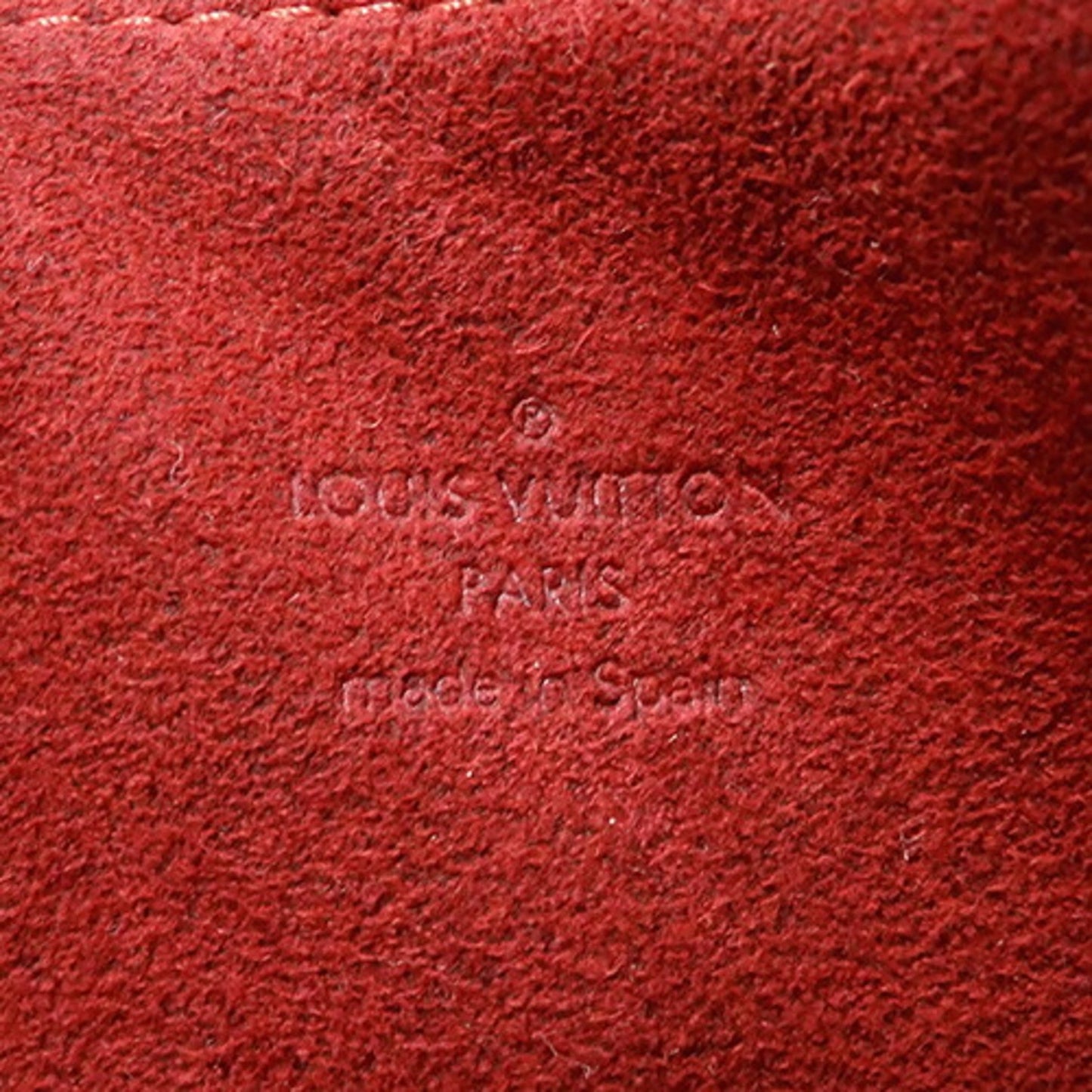 Louis Vuitton Greet