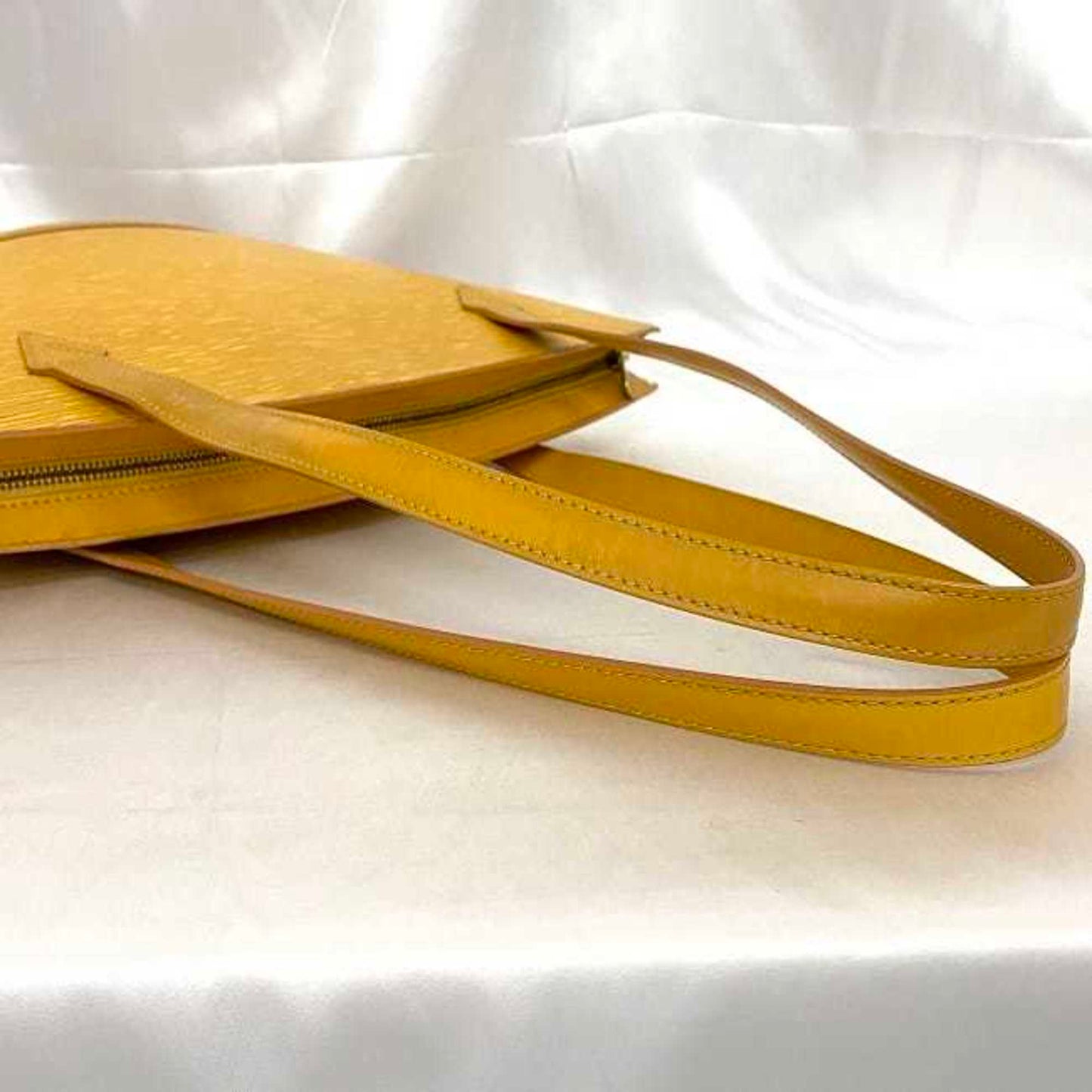 Louis Vuitton Saint Jacques