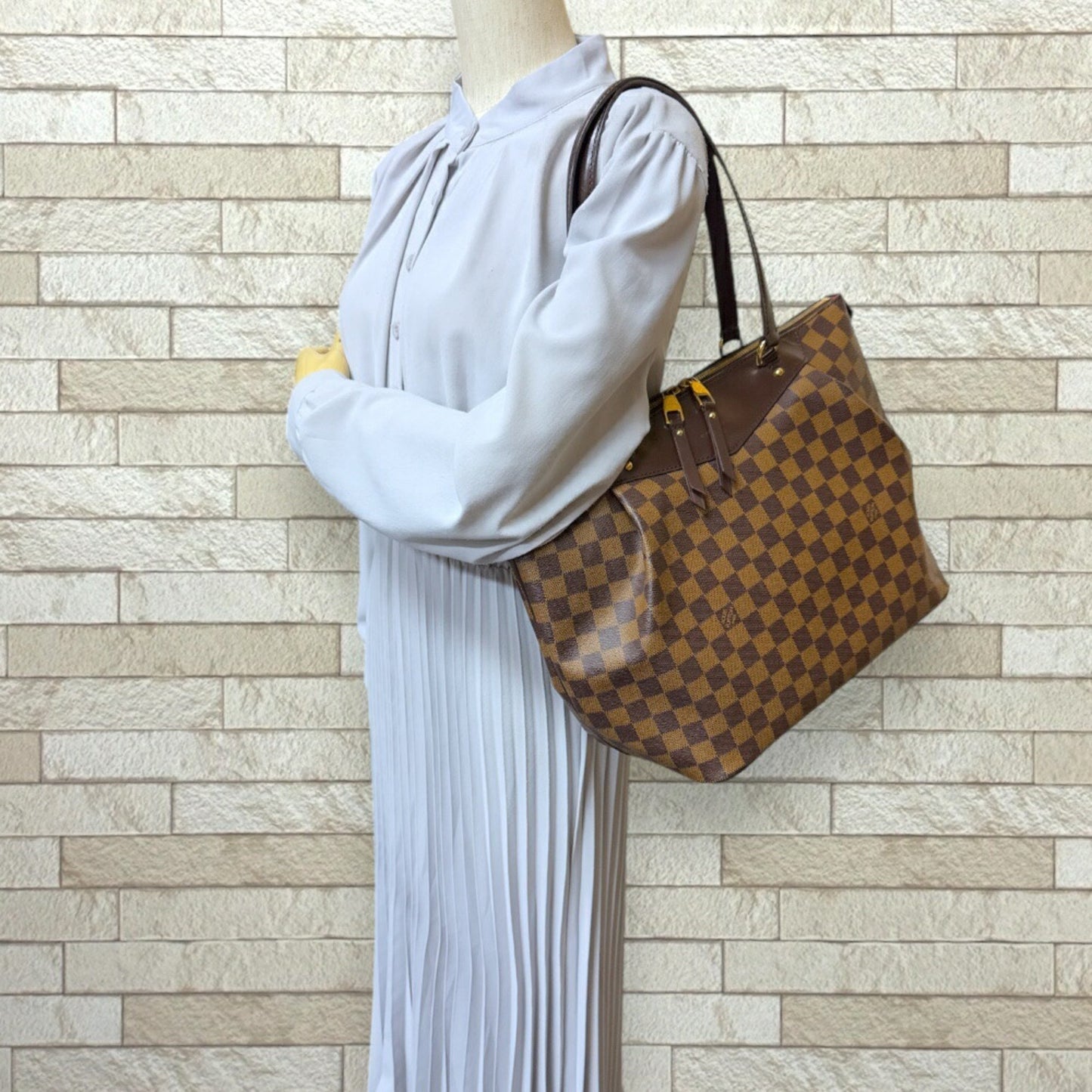Louis Vuitton Westminster