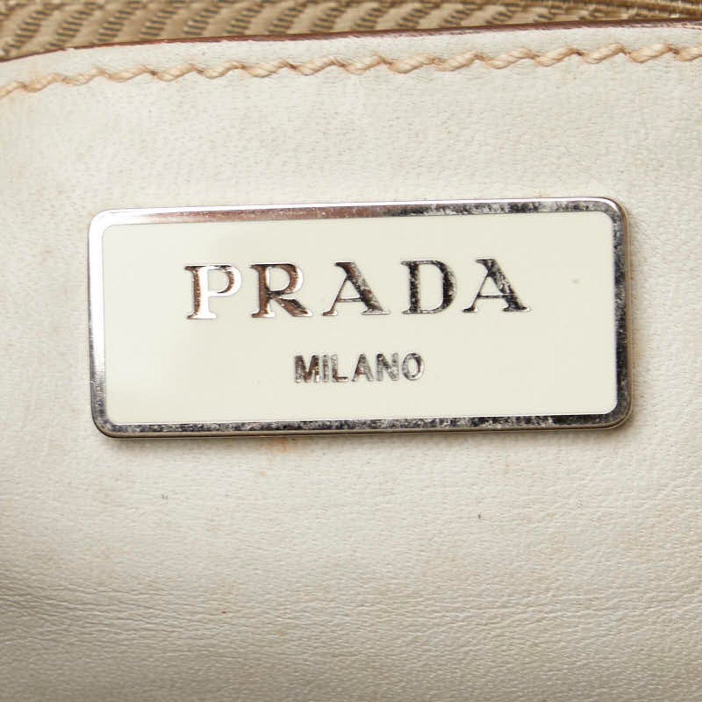 Prada Canapa