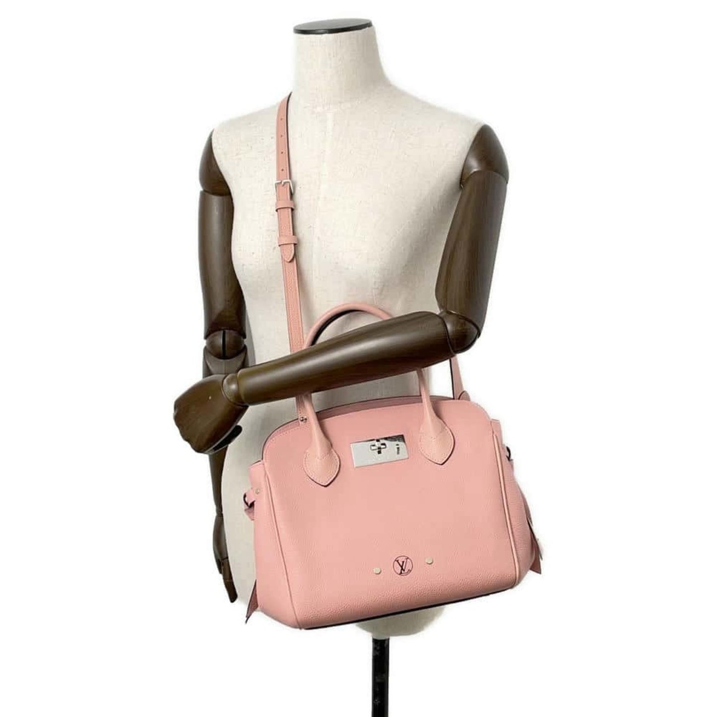 Louis Vuitton Milla
