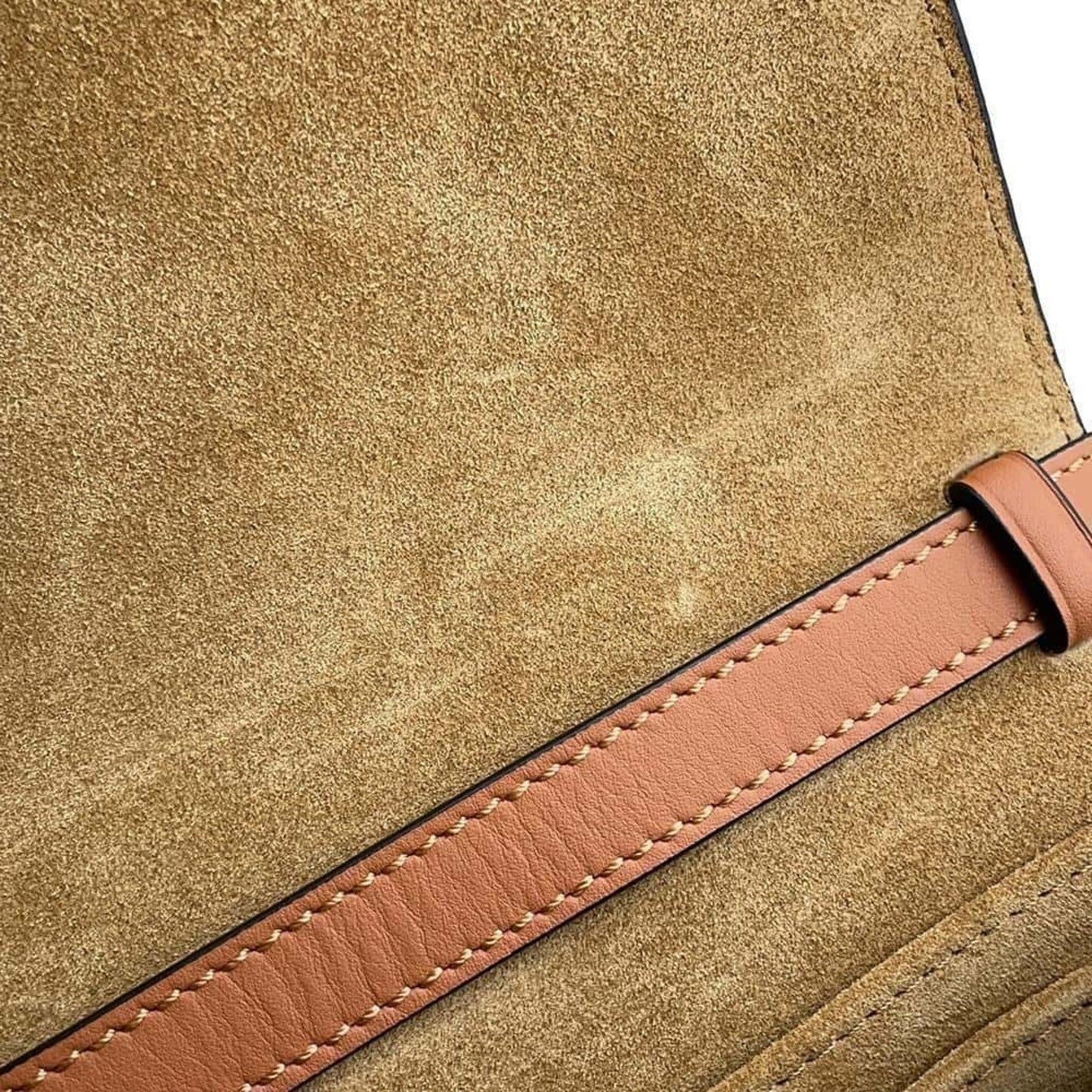 Loewe Gate