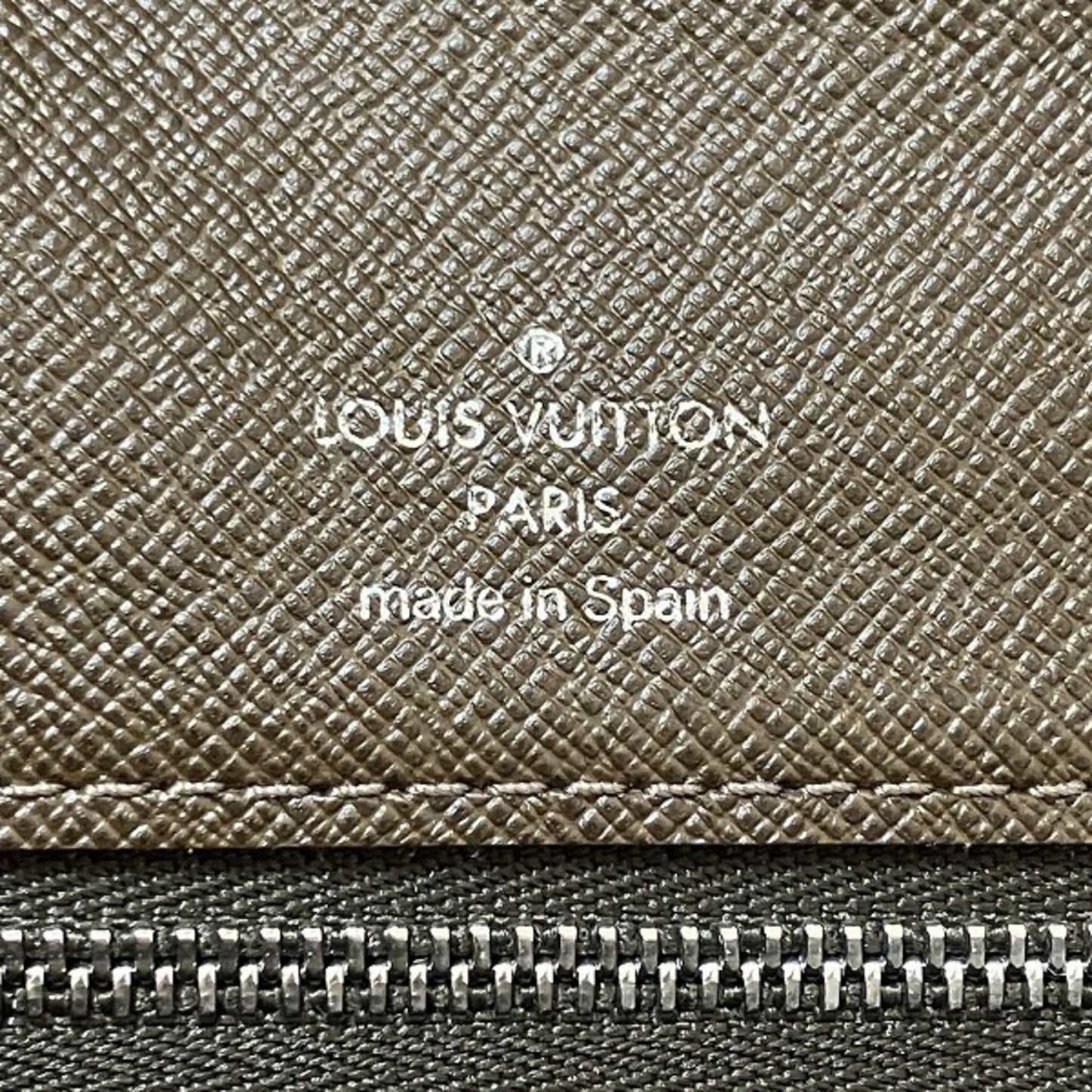 Louis Vuitton Selenga