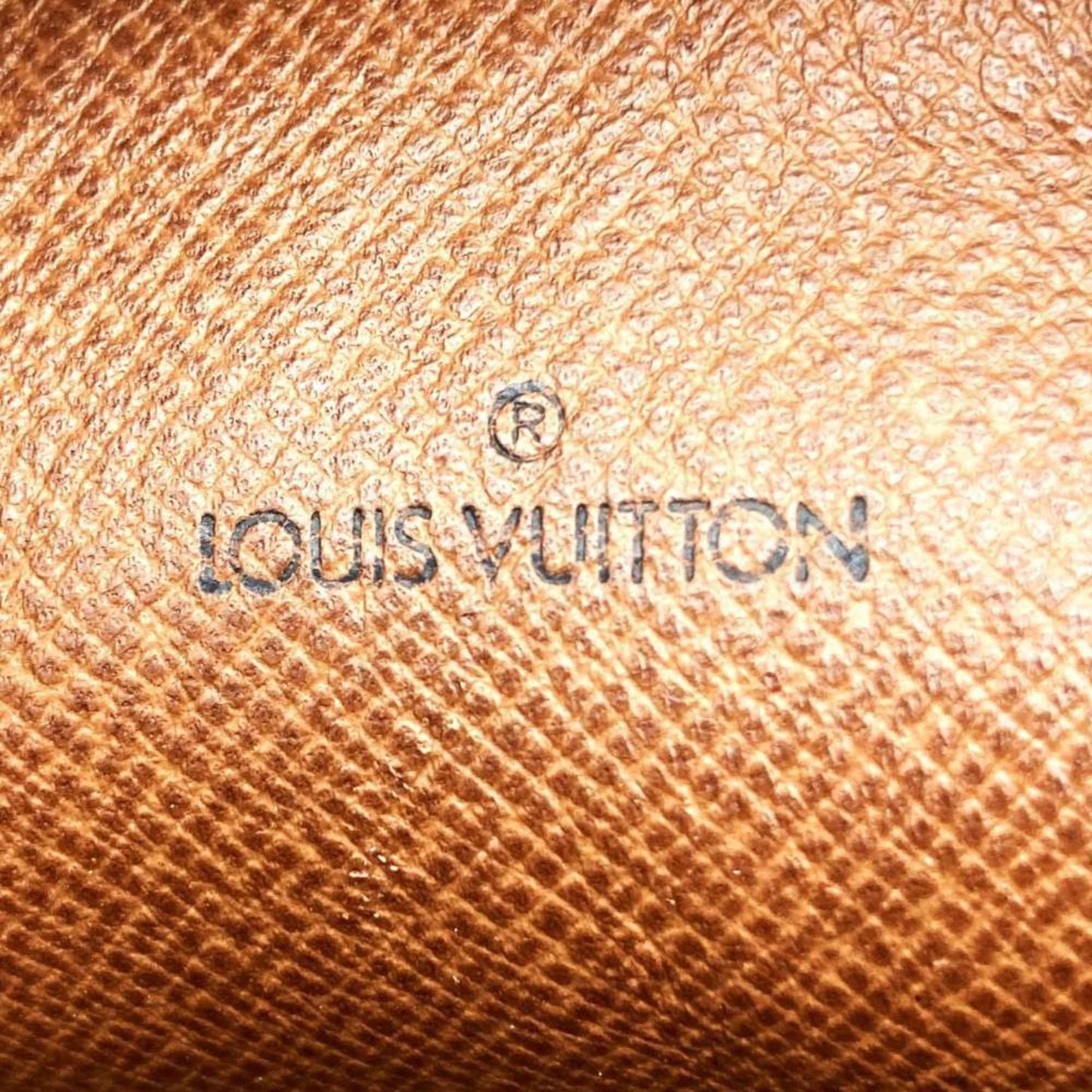 Louis Vuitton Papillon 26