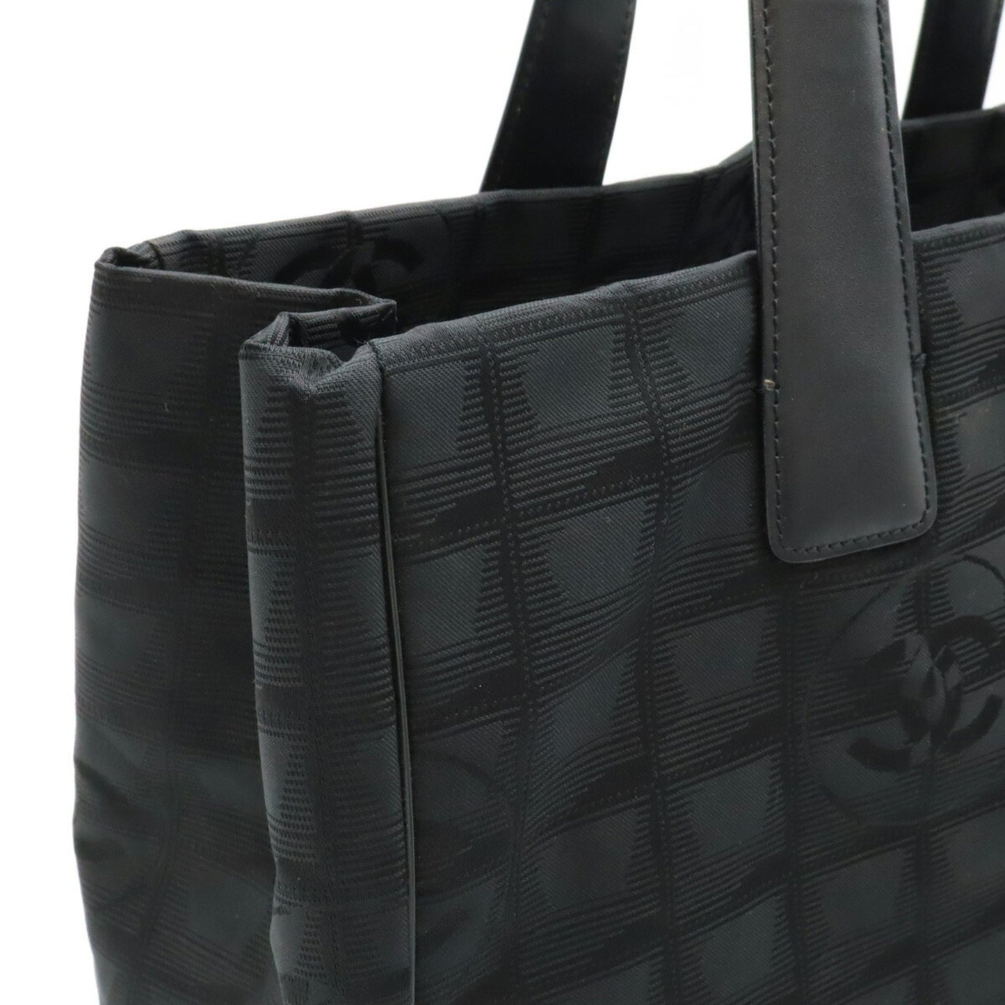 Chanel Travel line