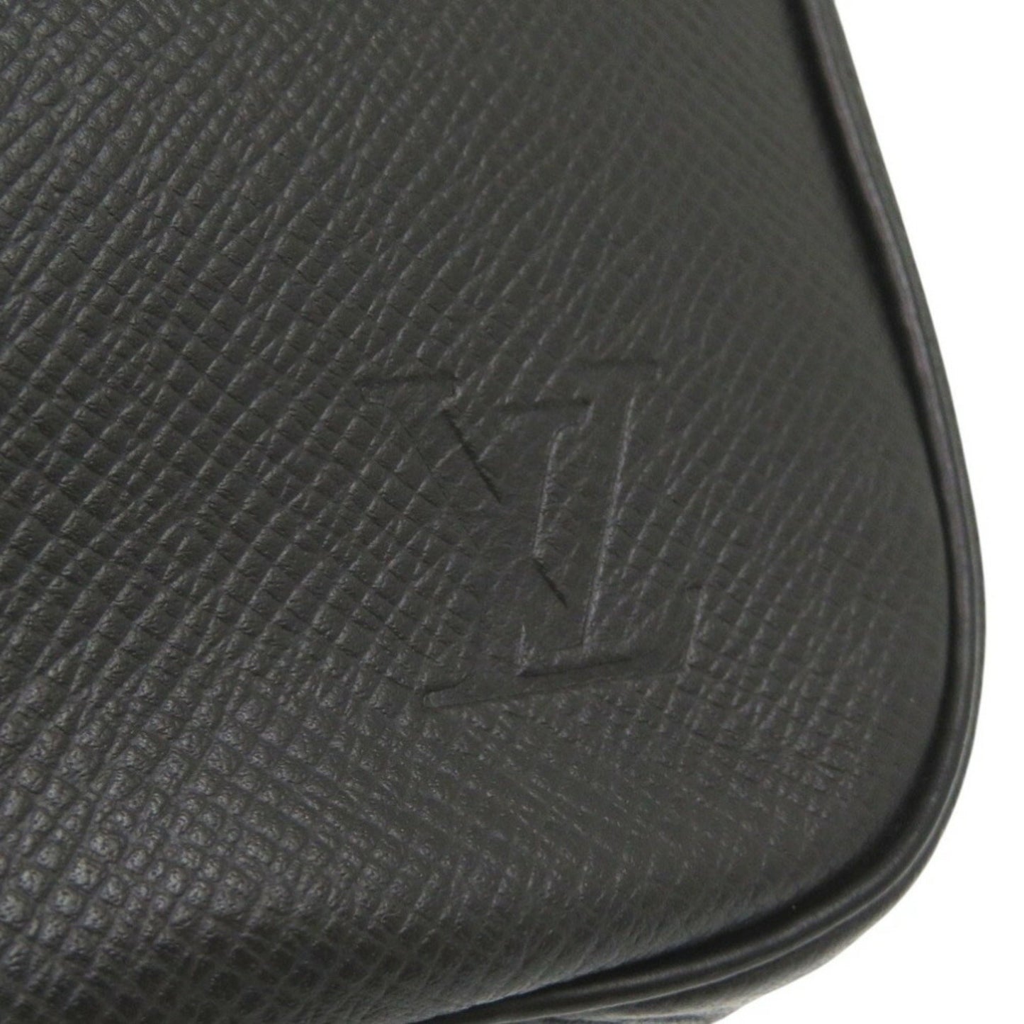 Louis Vuitton Taiga