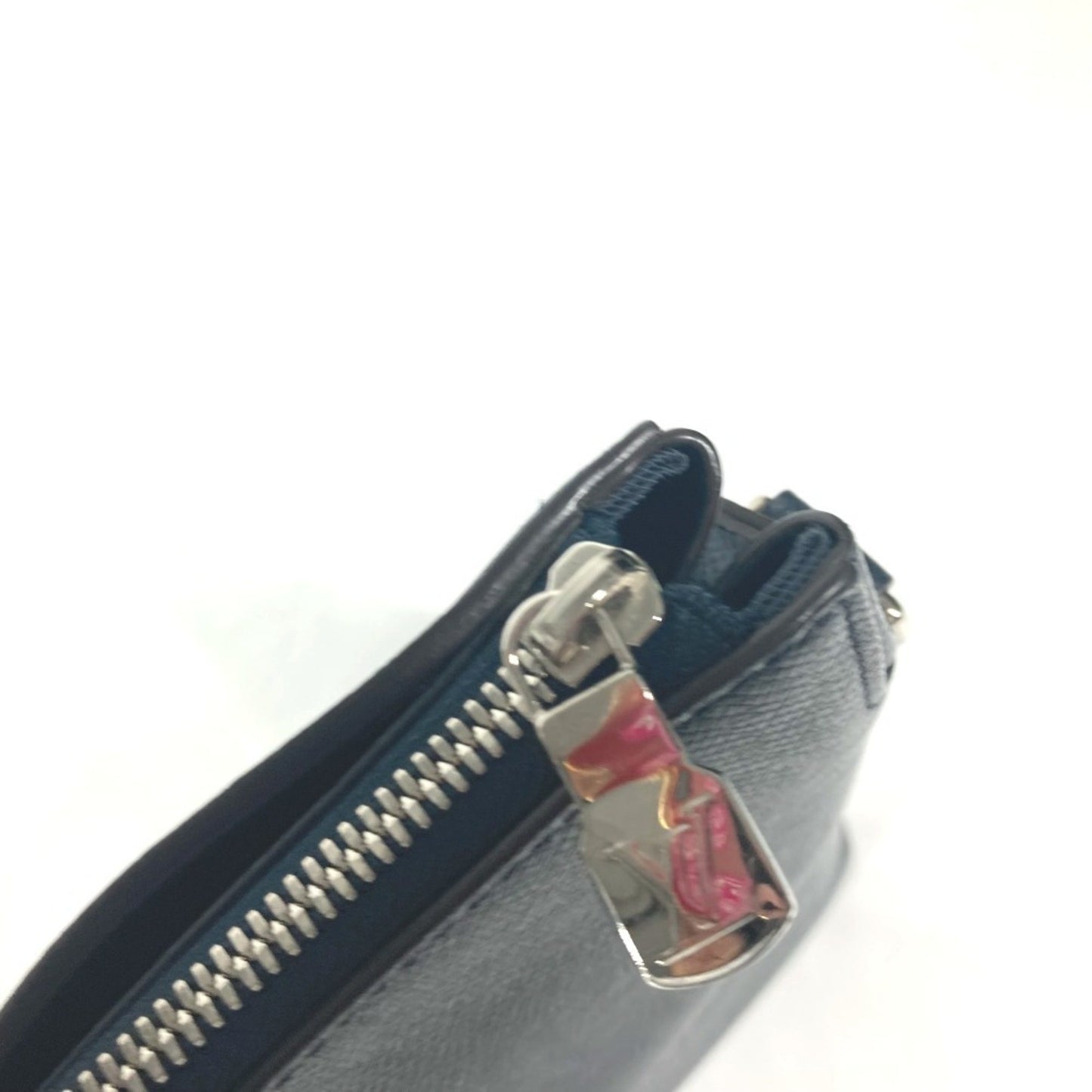 Louis Vuitton Anton