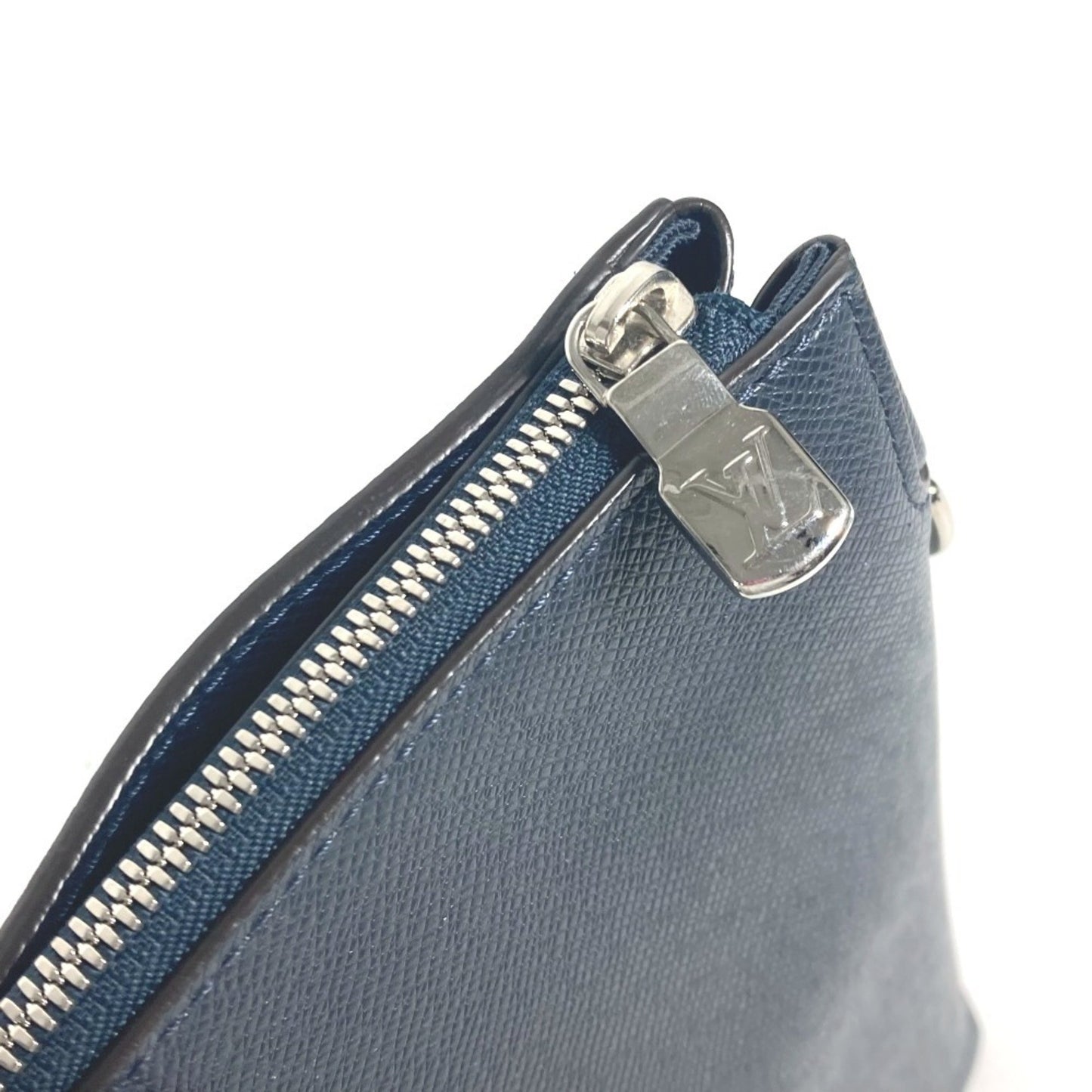Louis Vuitton Anton