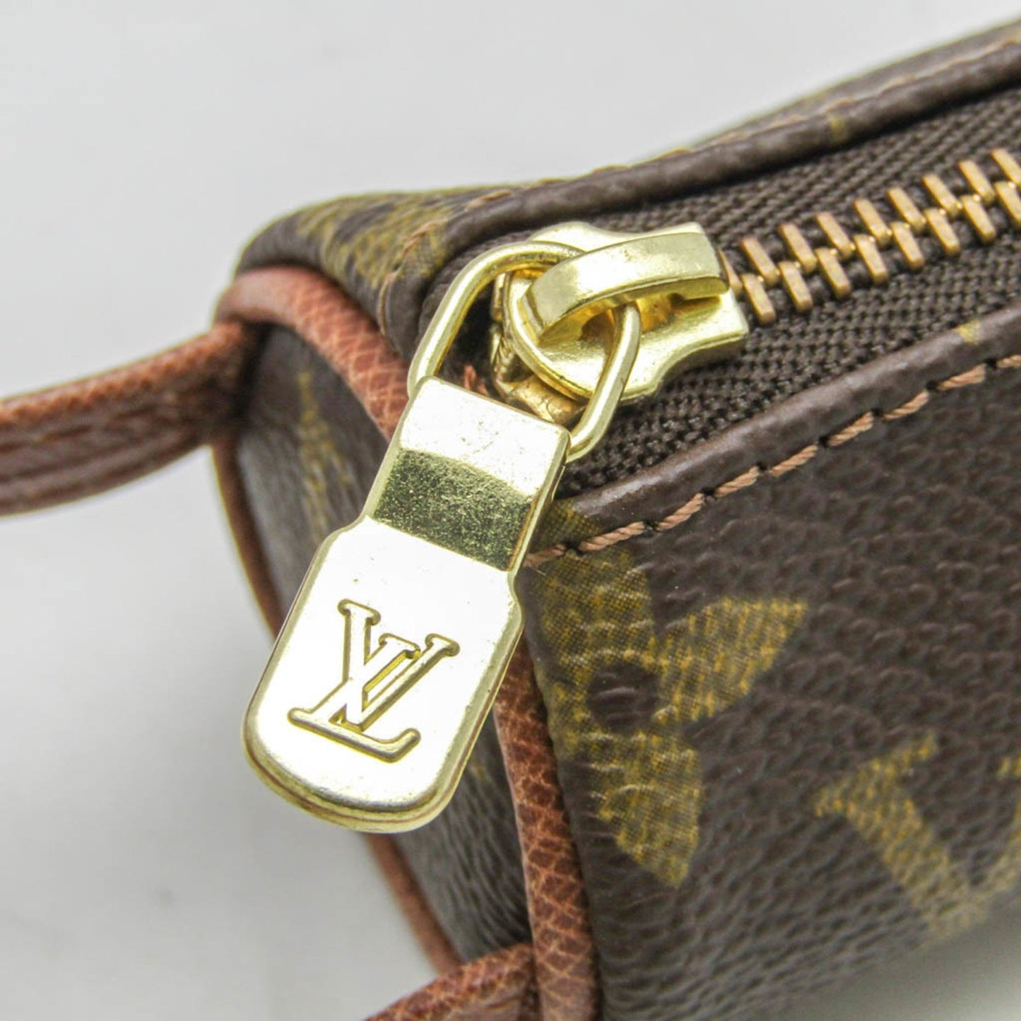 Louis Vuitton Etui à balles de golf