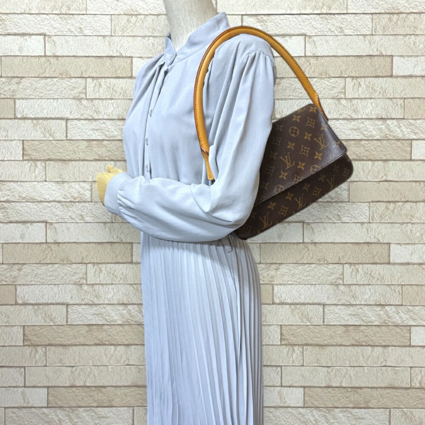 Louis Vuitton Looping