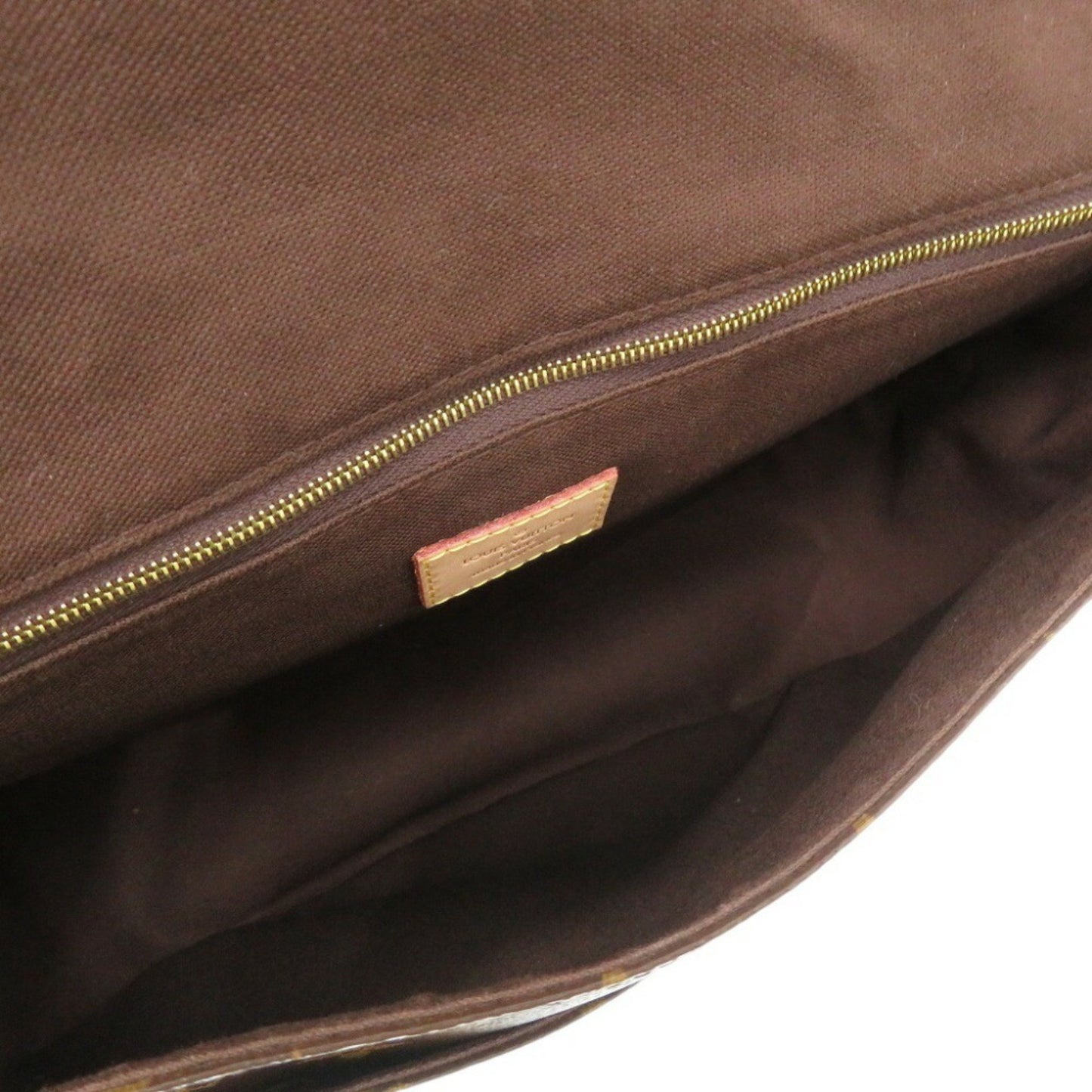 Louis Vuitton Menilmontant