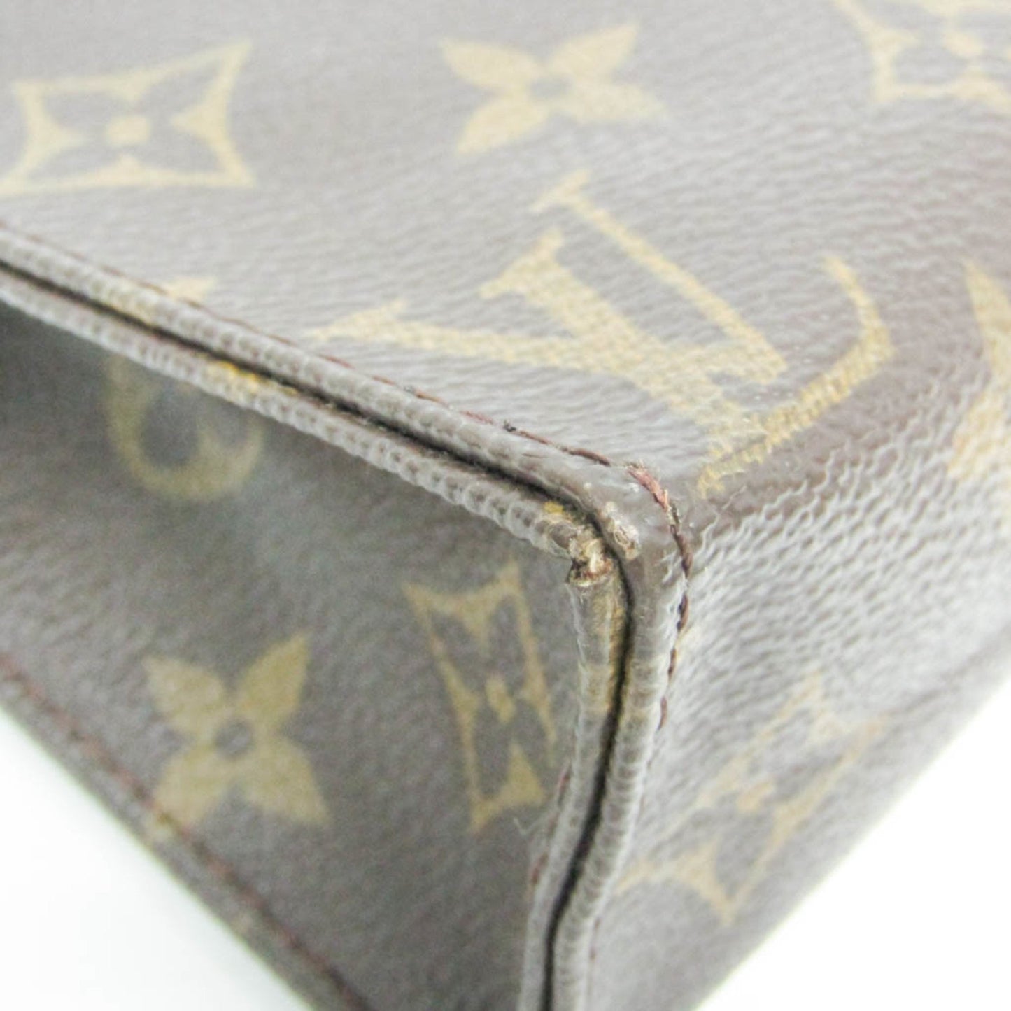 Louis Vuitton Poche Toilette 19