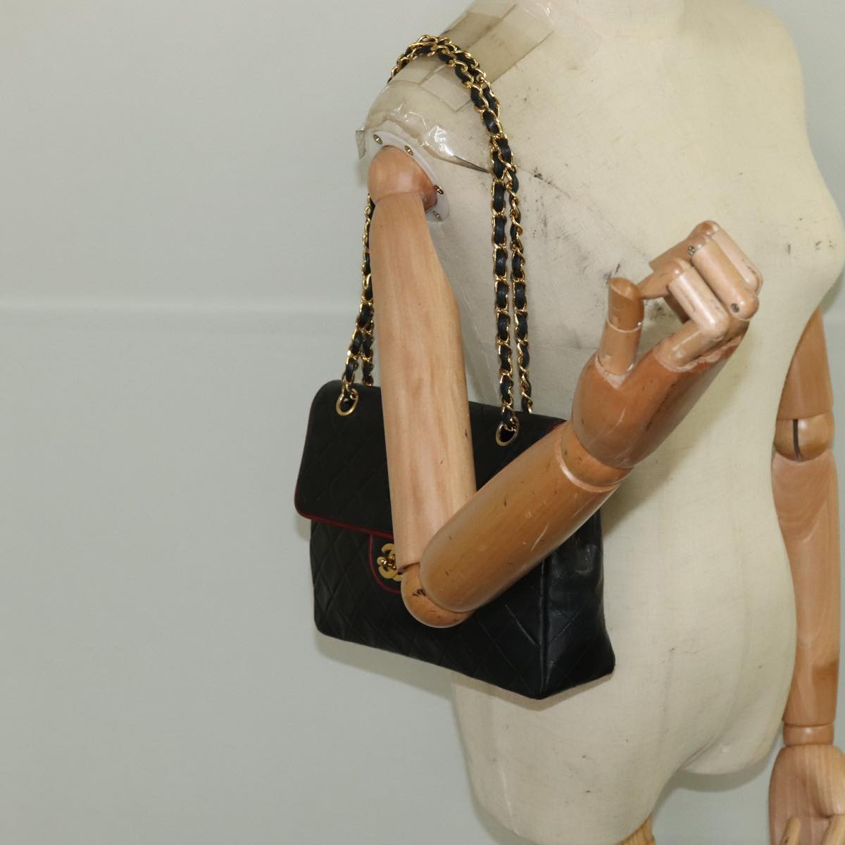 Chanel Coco Mark