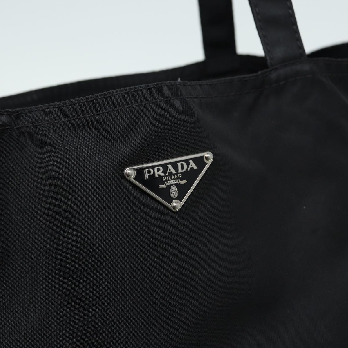 Prada Robot