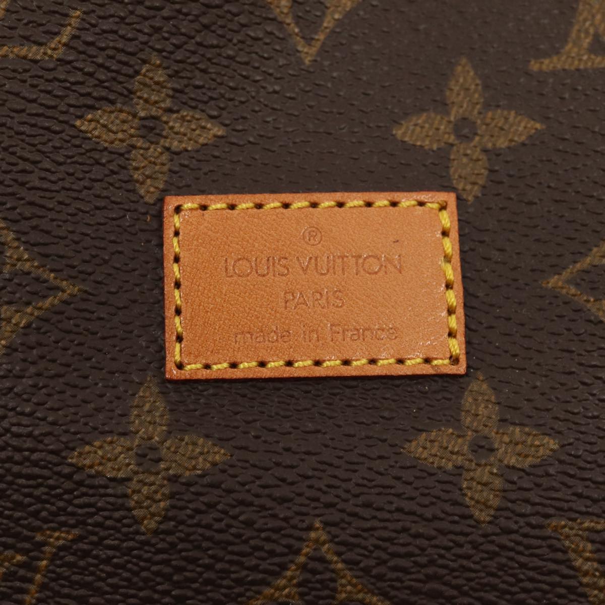 Louis Vuitton Saumur