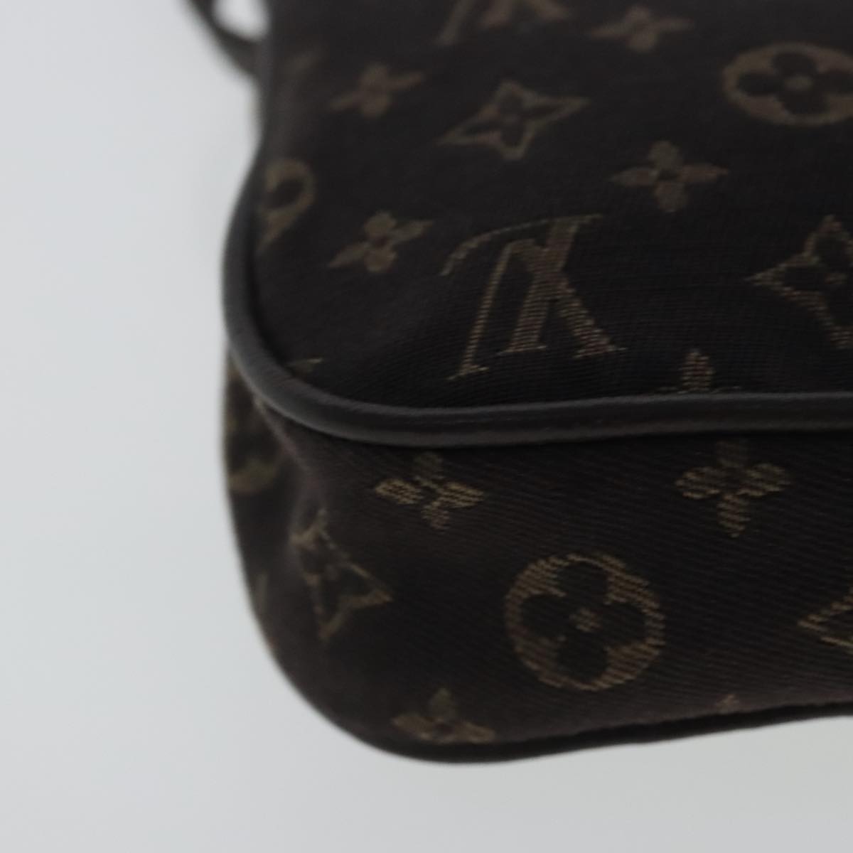 Louis Vuitton Mini Lin