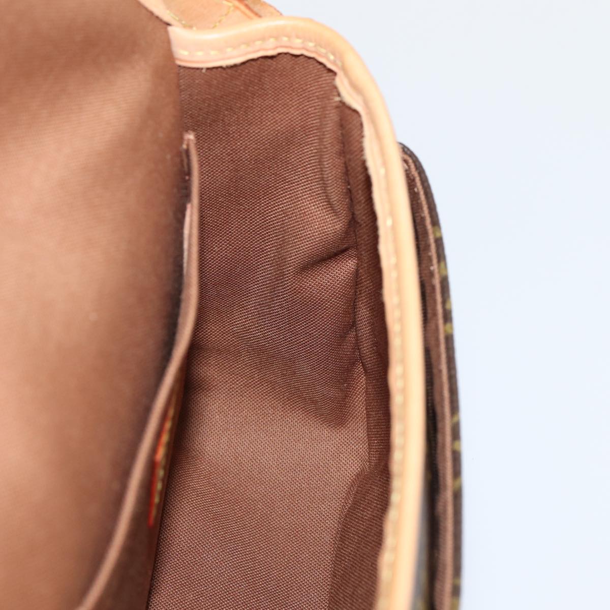 Louis Vuitton Sologne