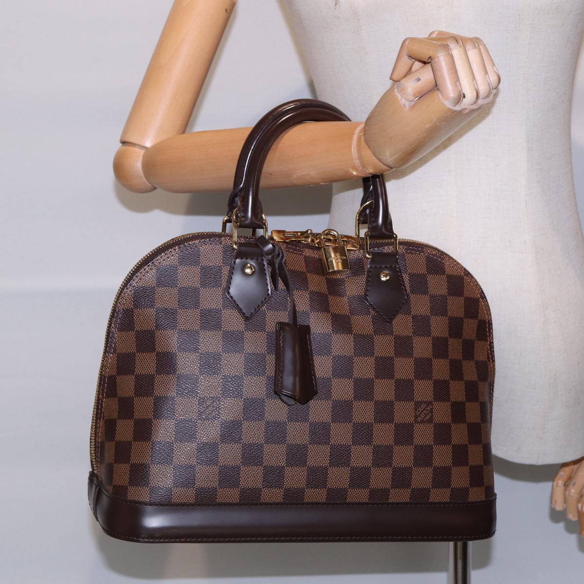 Louis Vuitton Alma