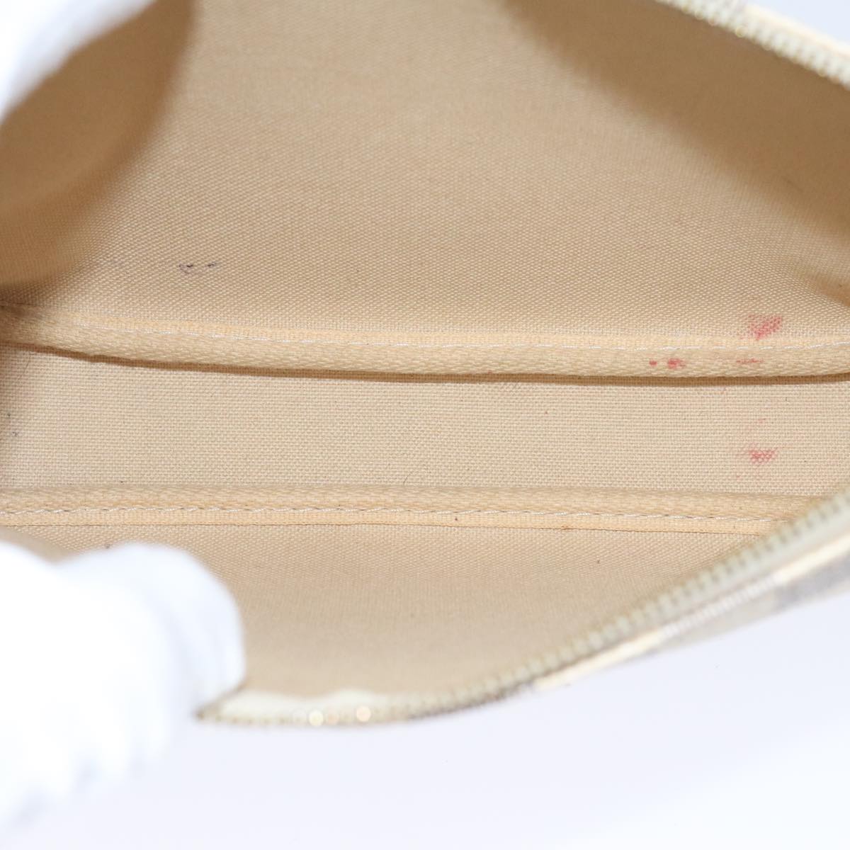 Louis Vuitton Pochette Accessoire