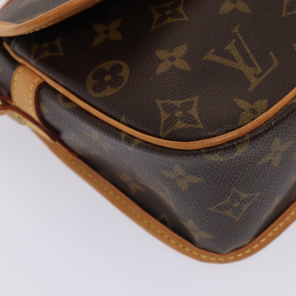 Louis Vuitton Sologne